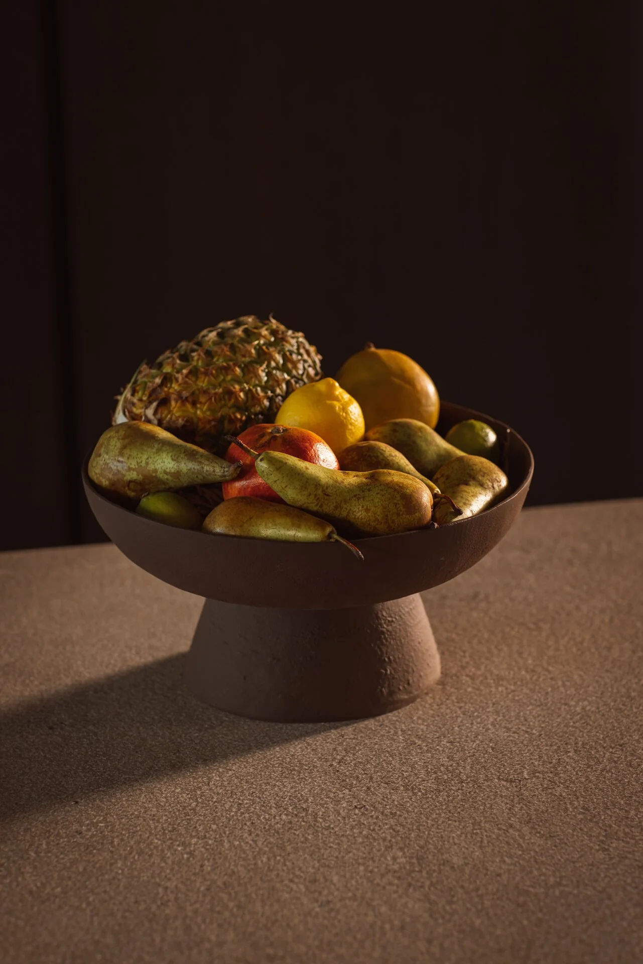 Aluminium pedestal bowl
