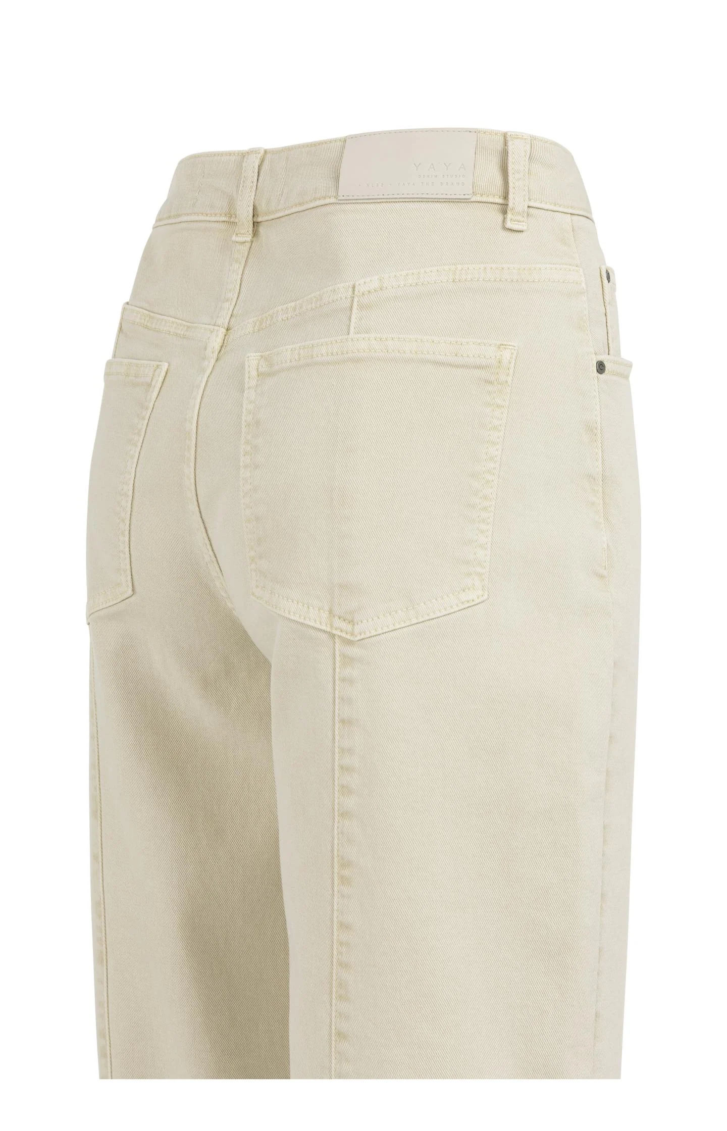 Barrel jeans with visible back seams and soft wash - Image 10