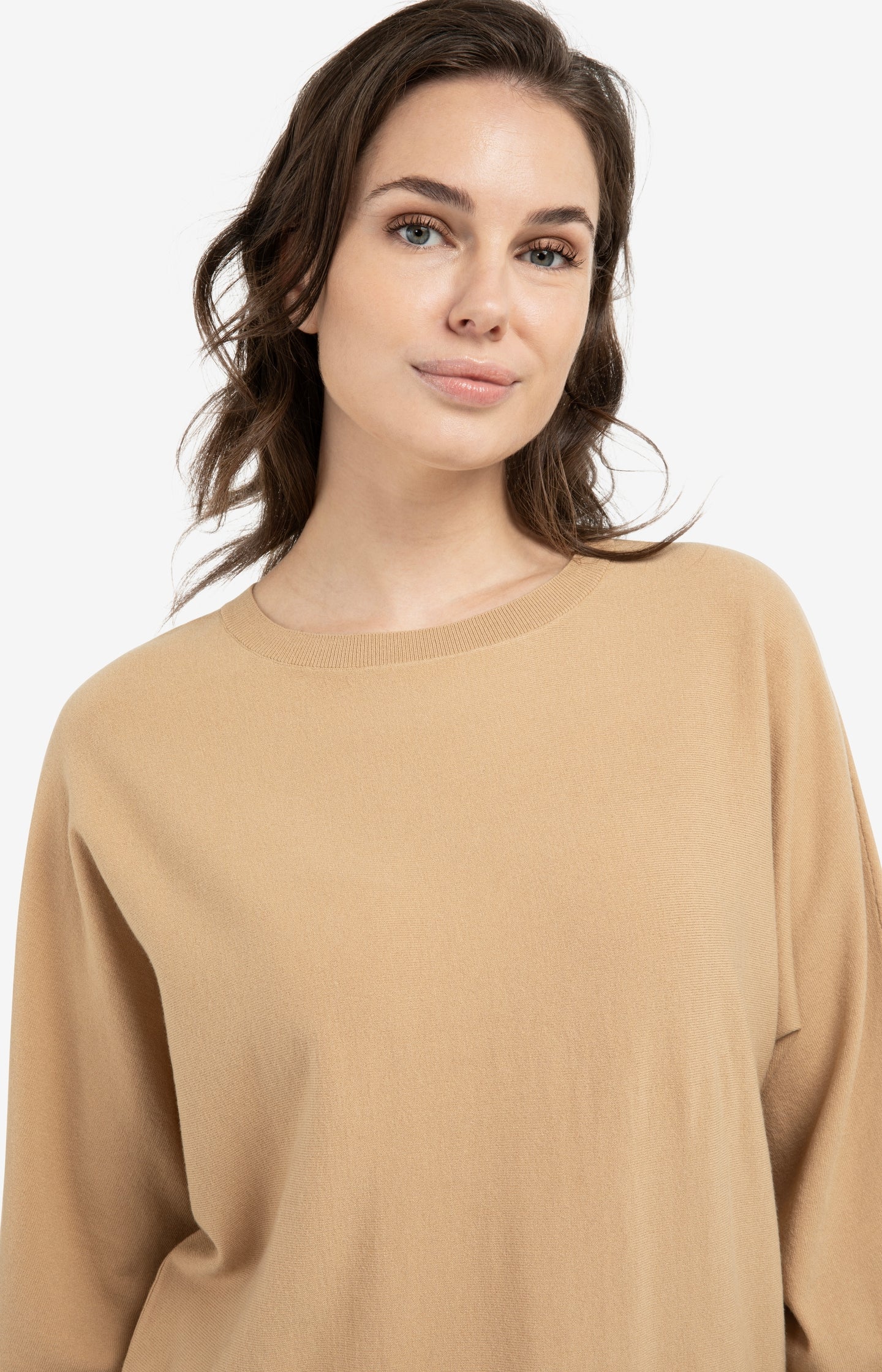 Batwing sweater with subtle seam details - Image 5