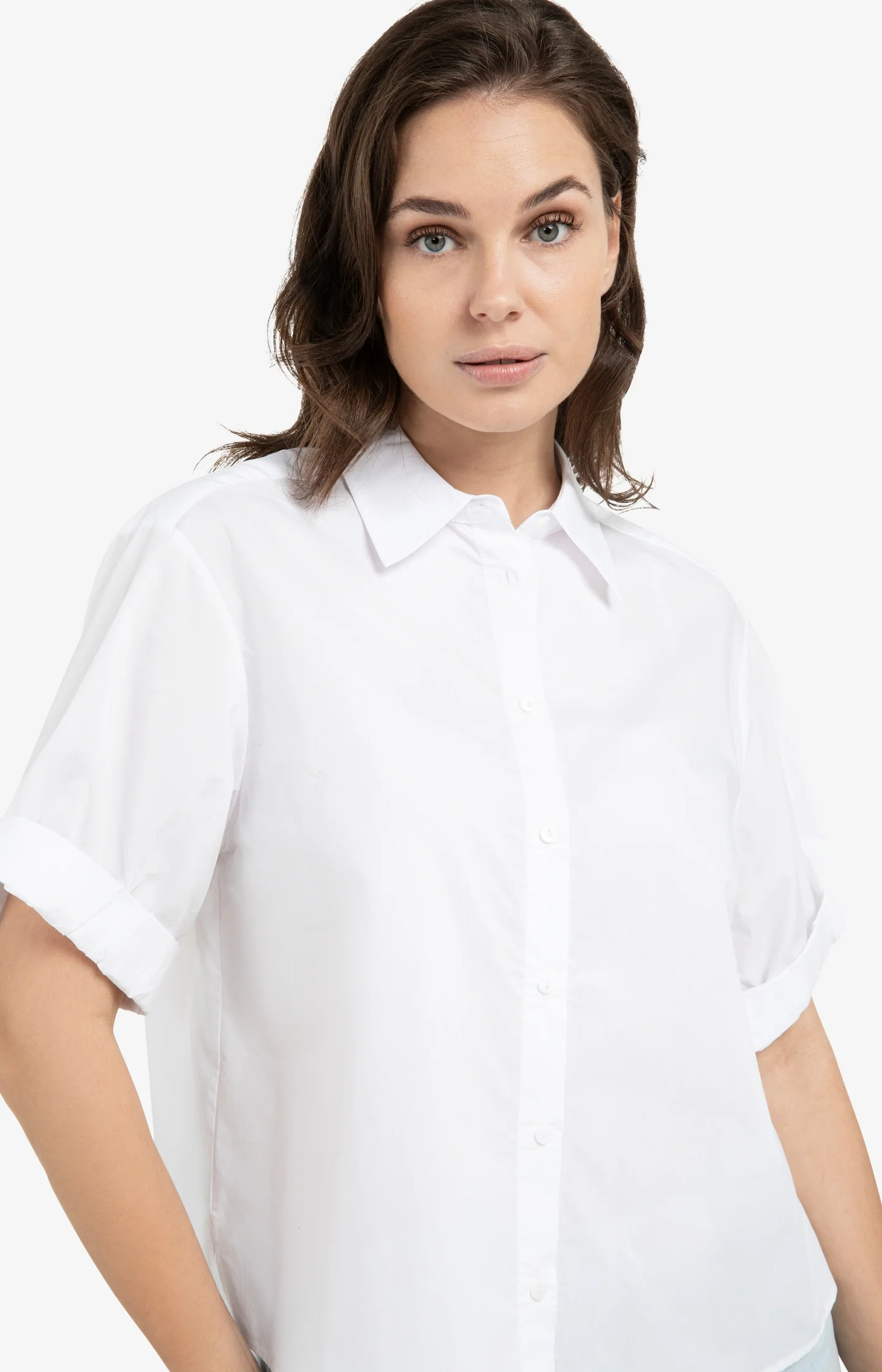 Blouse with short rolled-up sleeves and collar - Image 5