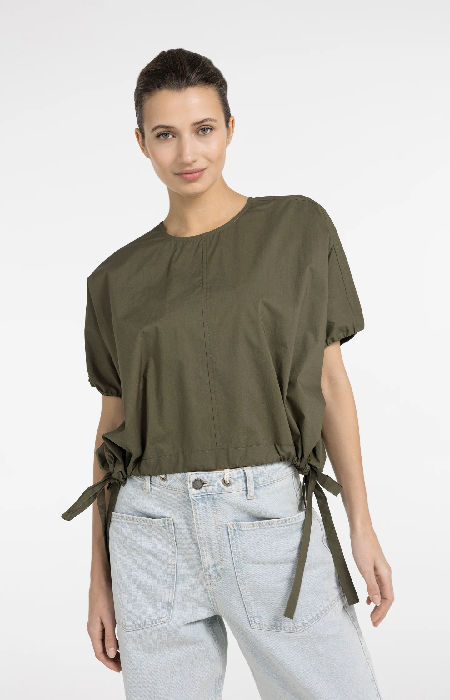 Boxy top with adjustable waist and puff sleeves - Image 3