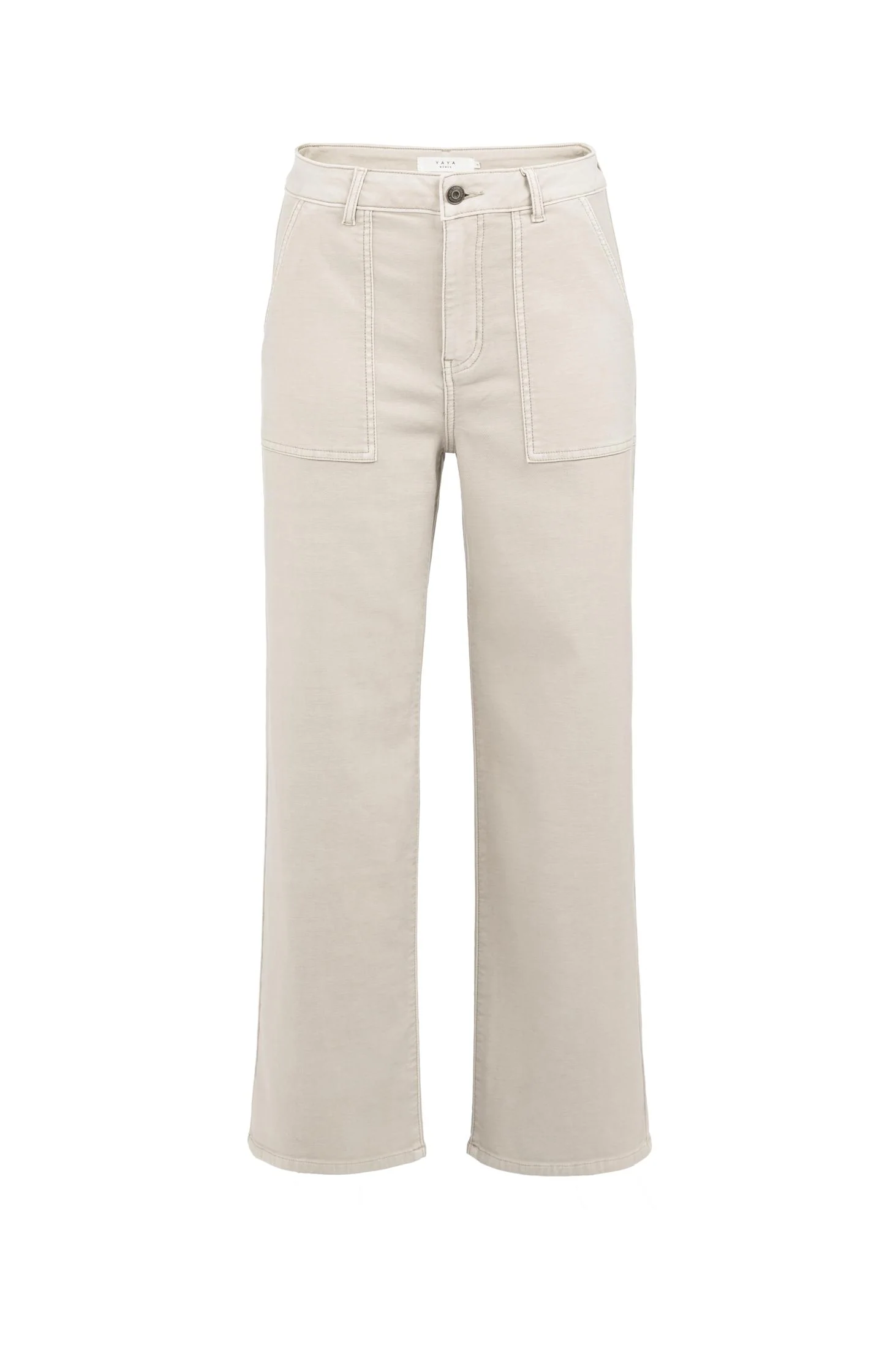 Cargo trousers with straight legs and patch pockets (L30)