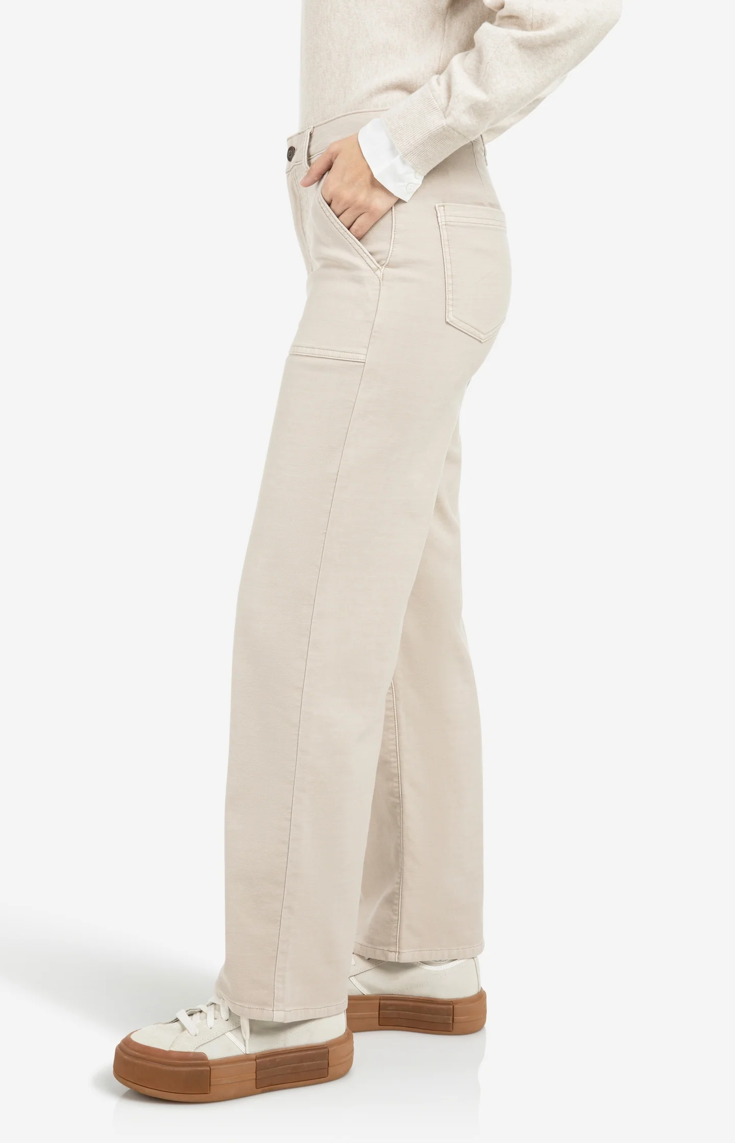 Cargo trousers with straight legs and patch pockets (L32) - Image 3