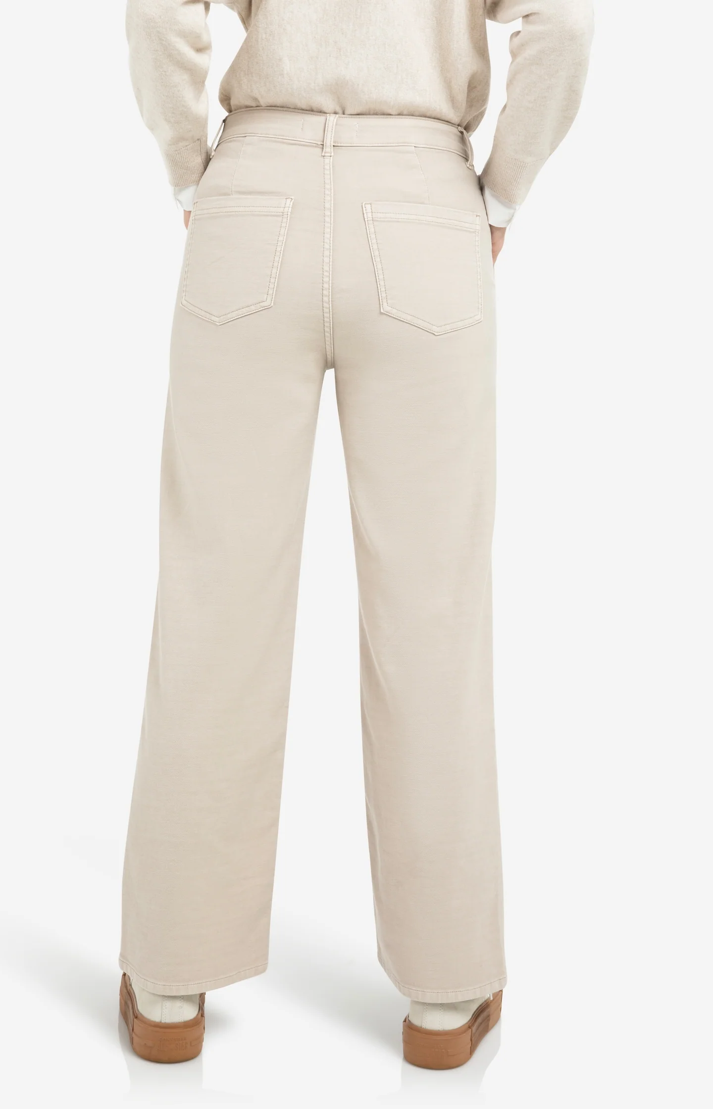 Cargo trousers with straight legs and patch pockets (L32) - Image 4