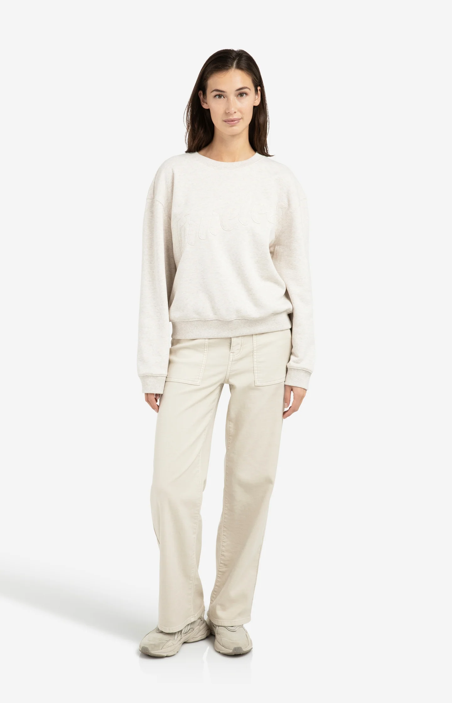 Cargo trousers with straight legs and patch pockets (L32) - Image 8