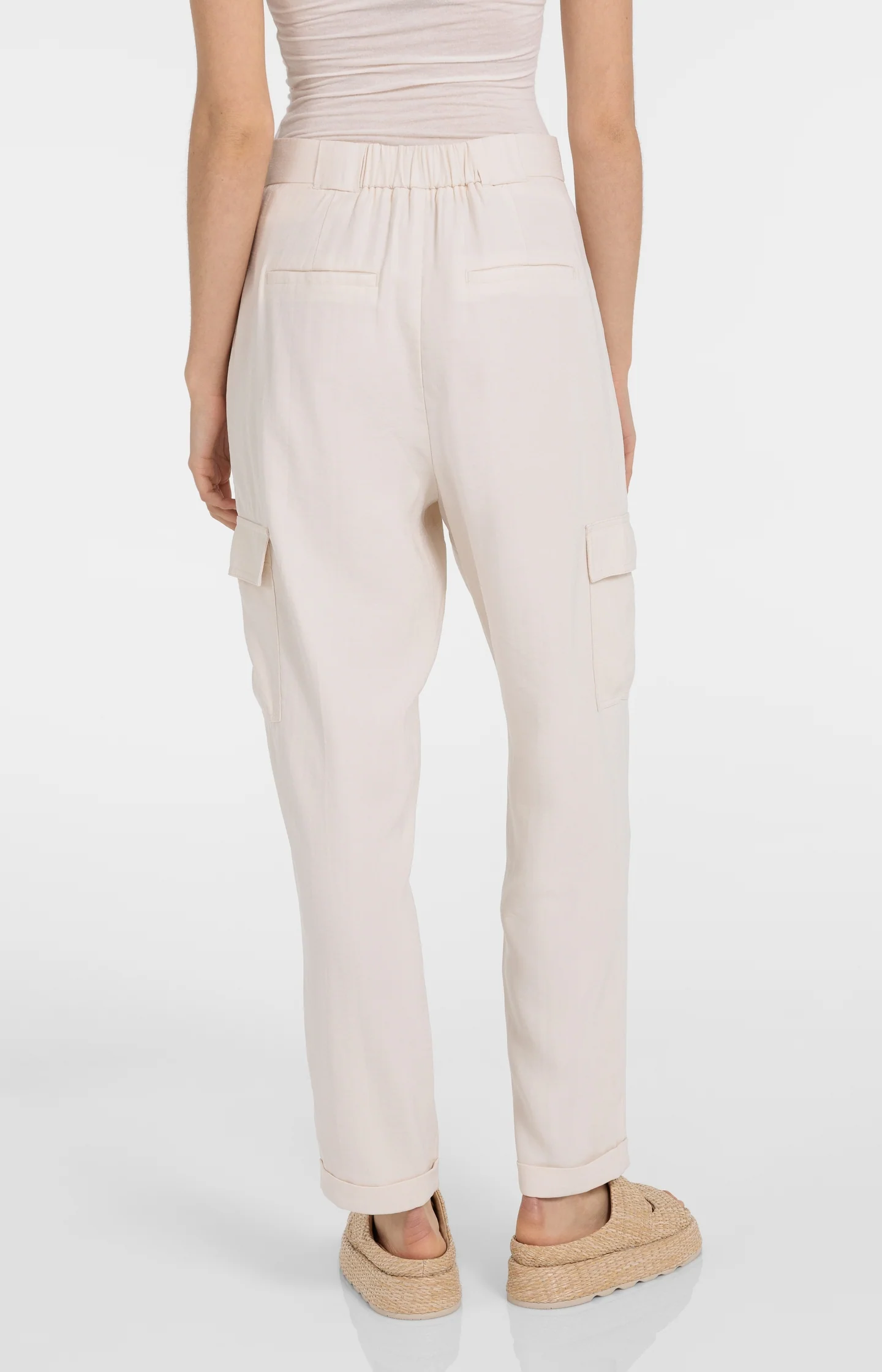 Cargo trousers with straight legs and pleats - Image 3