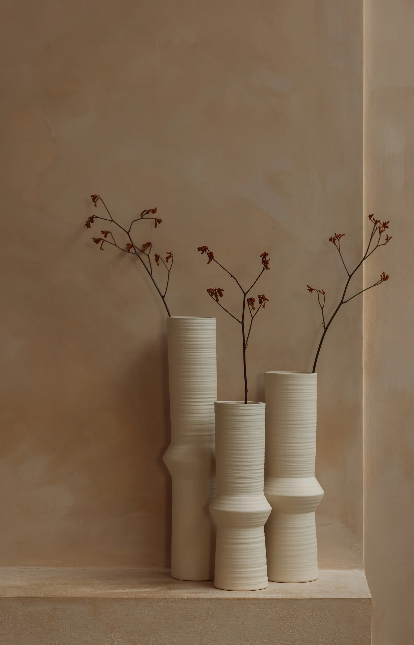 Ceramic vase - tall - Image 3