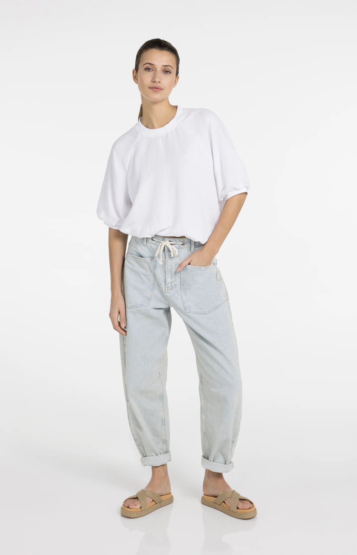 Colored denim with drawstring - Image 11