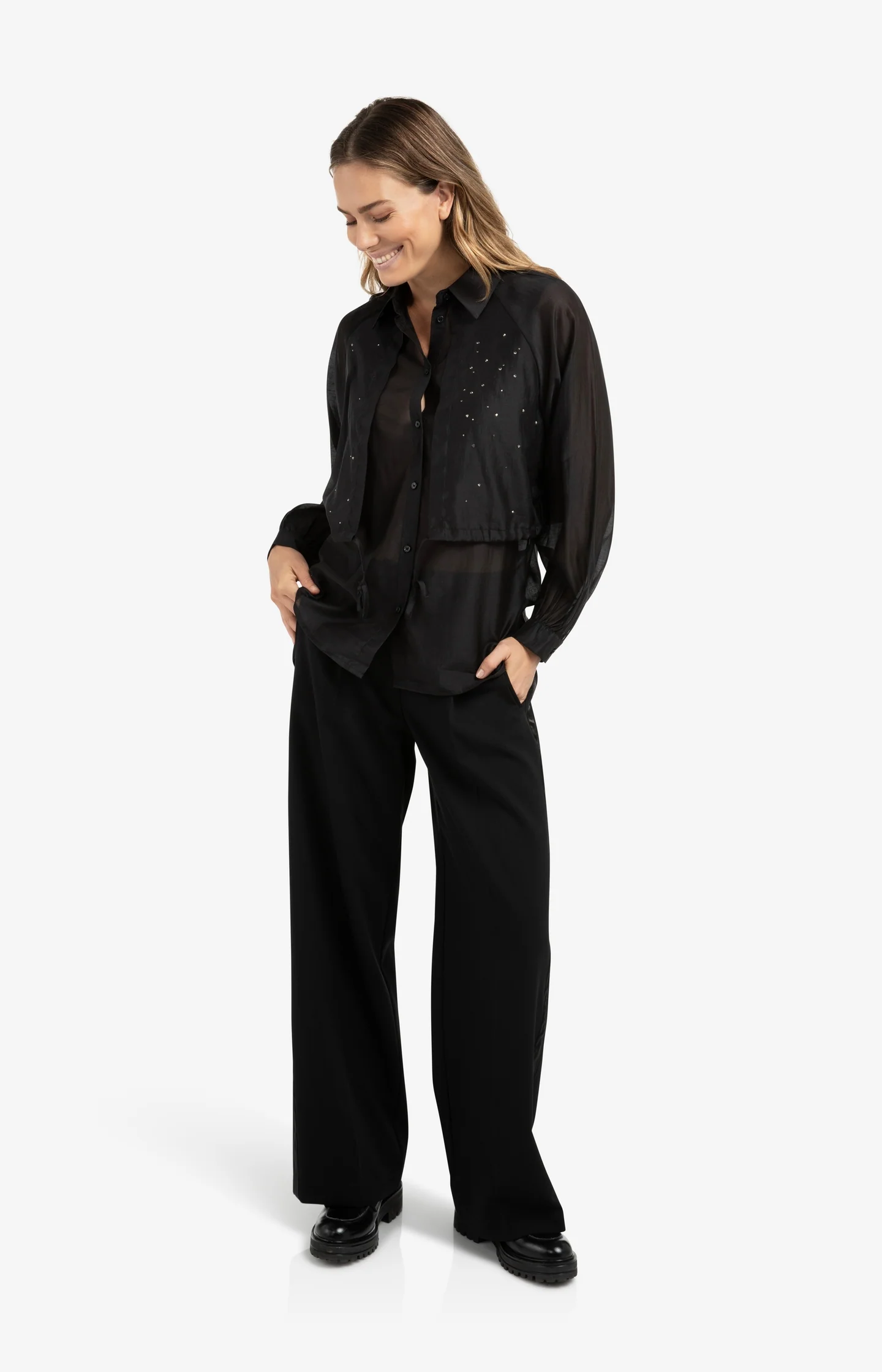Double layered blouse with embellishments - Image 7