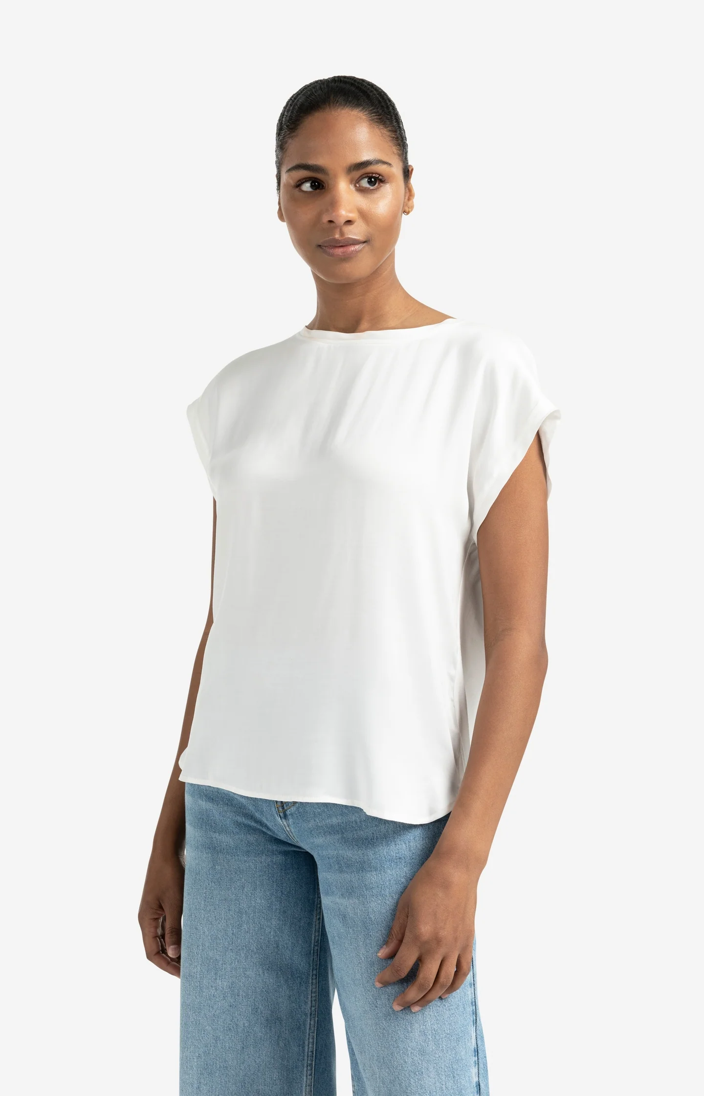 Basic mixed fabric top with round neck and cap sleeves - Image 3