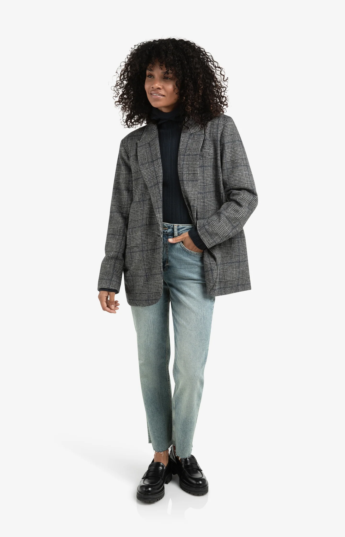Fitted ribbed sweater with hood and high neck - Image 7