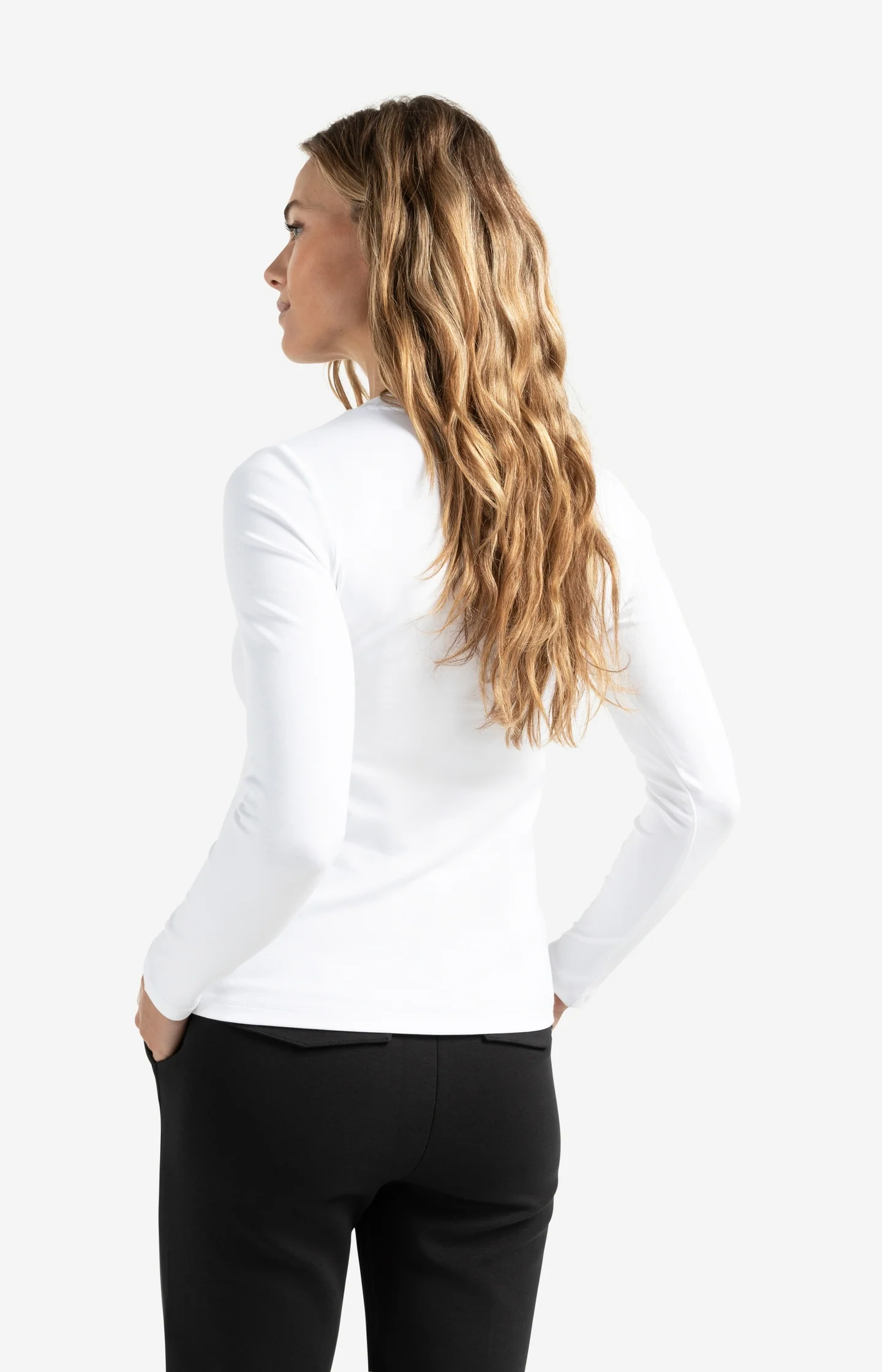 Heavyweight long sleeve T-shirt - Image 4