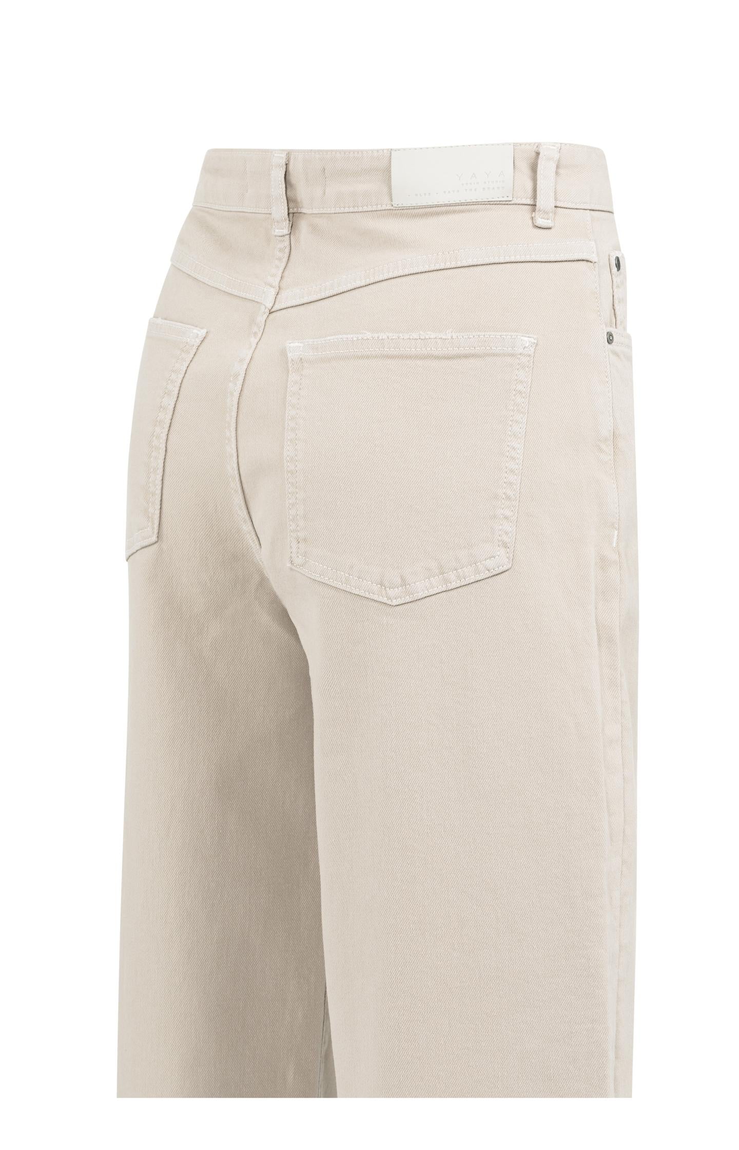 High-waist beige jeans with loose fit - Image 8