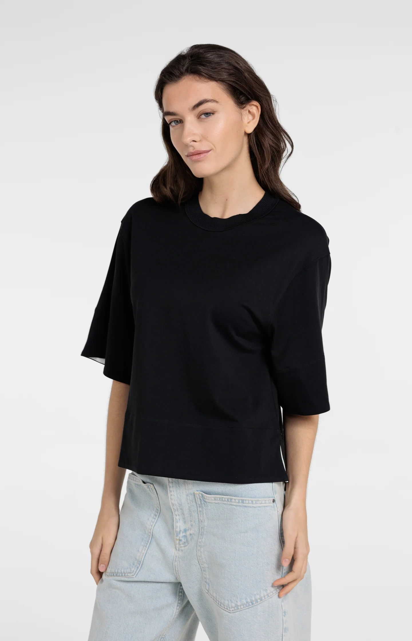 Jersey top with woven details and short sleeves - Image 4