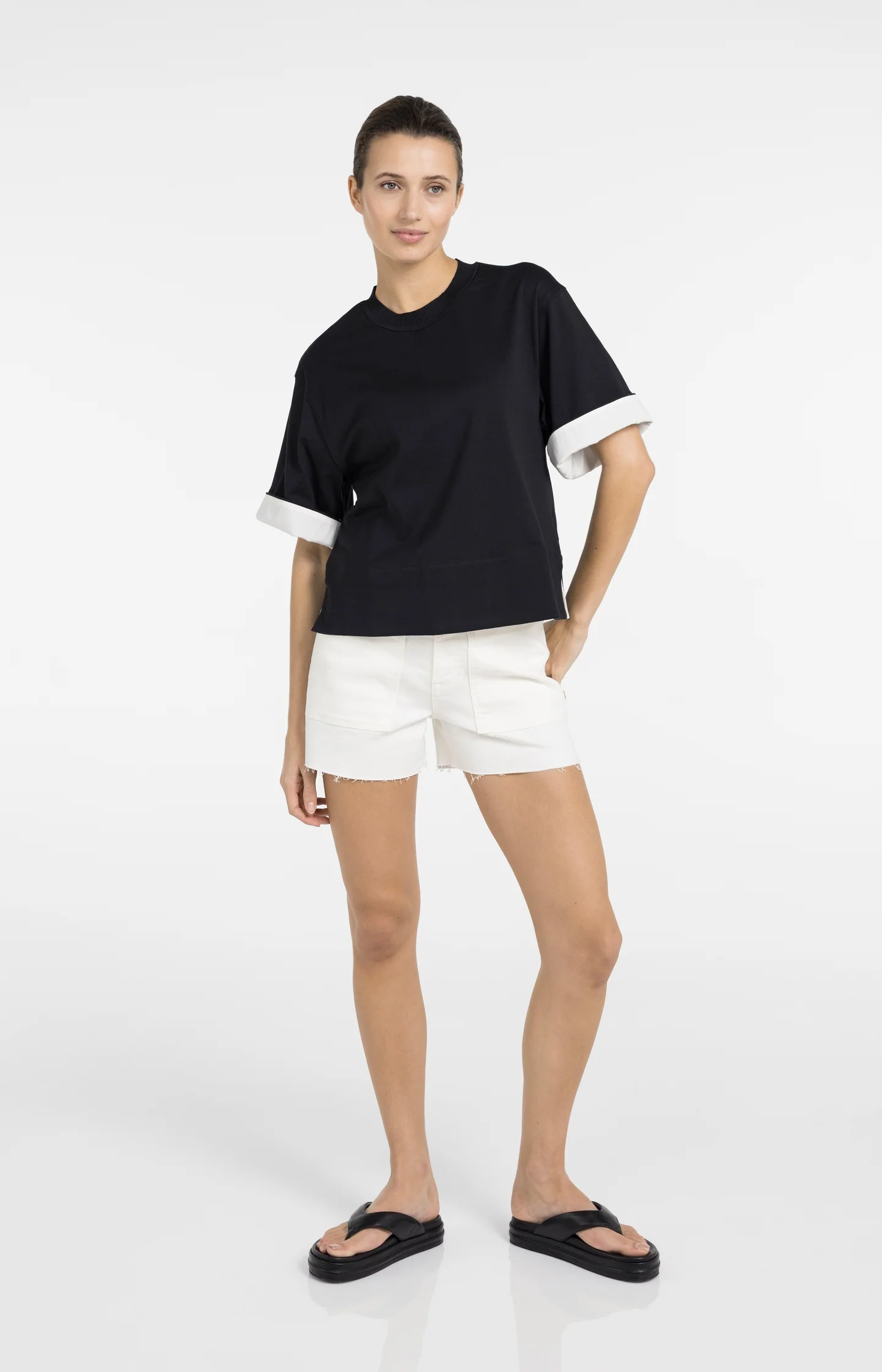 Jersey top with woven details and short sleeves - Image 6