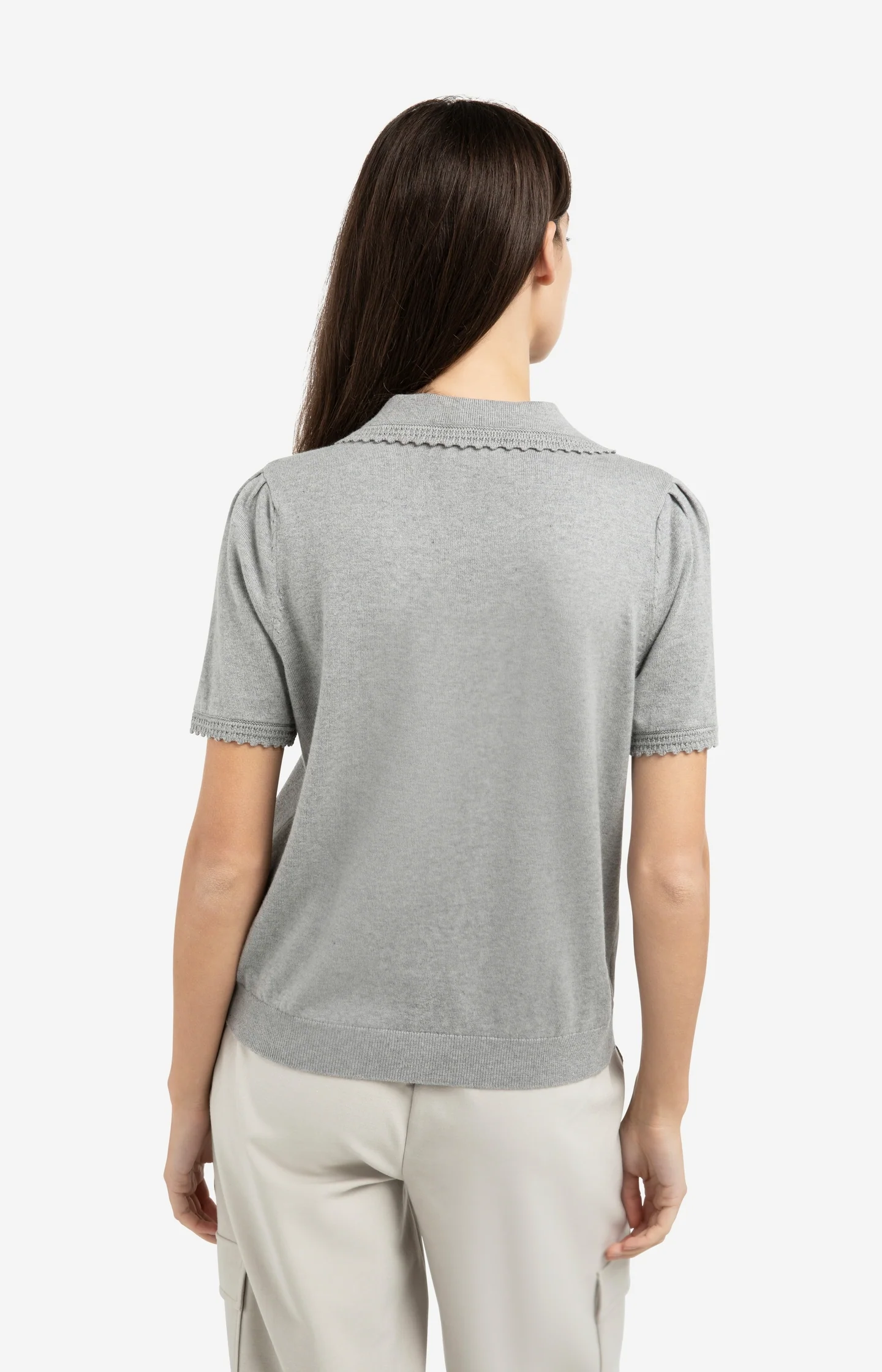 Knitted cardigan with short sleeves and buttons - Image 3
