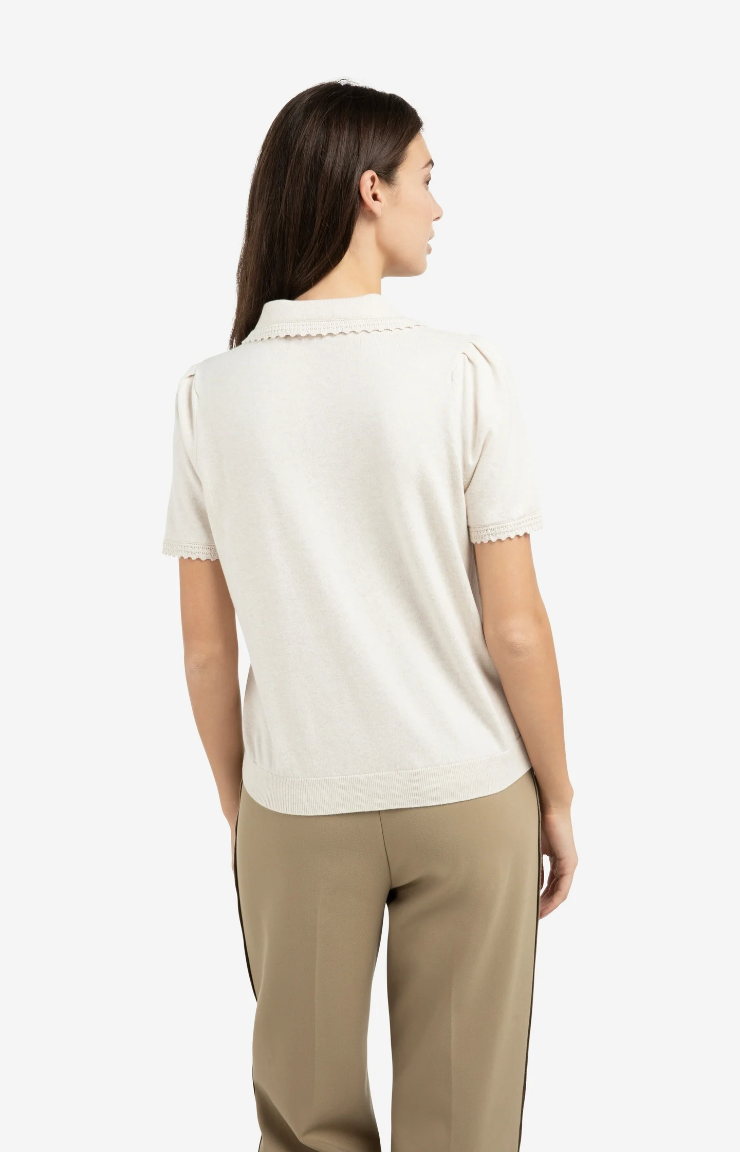 Knitted cardigan with short sleeves and buttons - Image 4