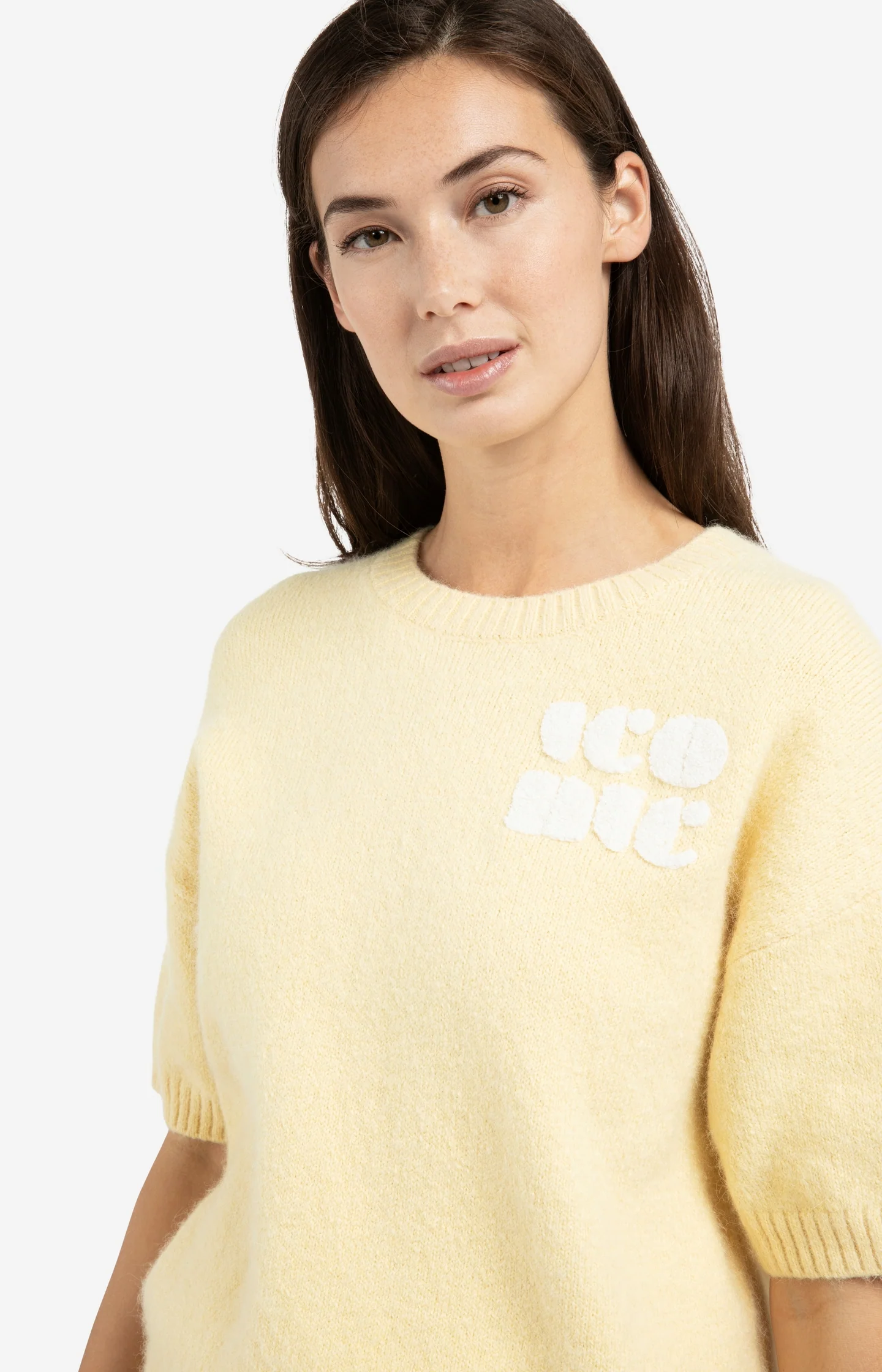 Knitted short sleeve sweater with artwork - Image 5
