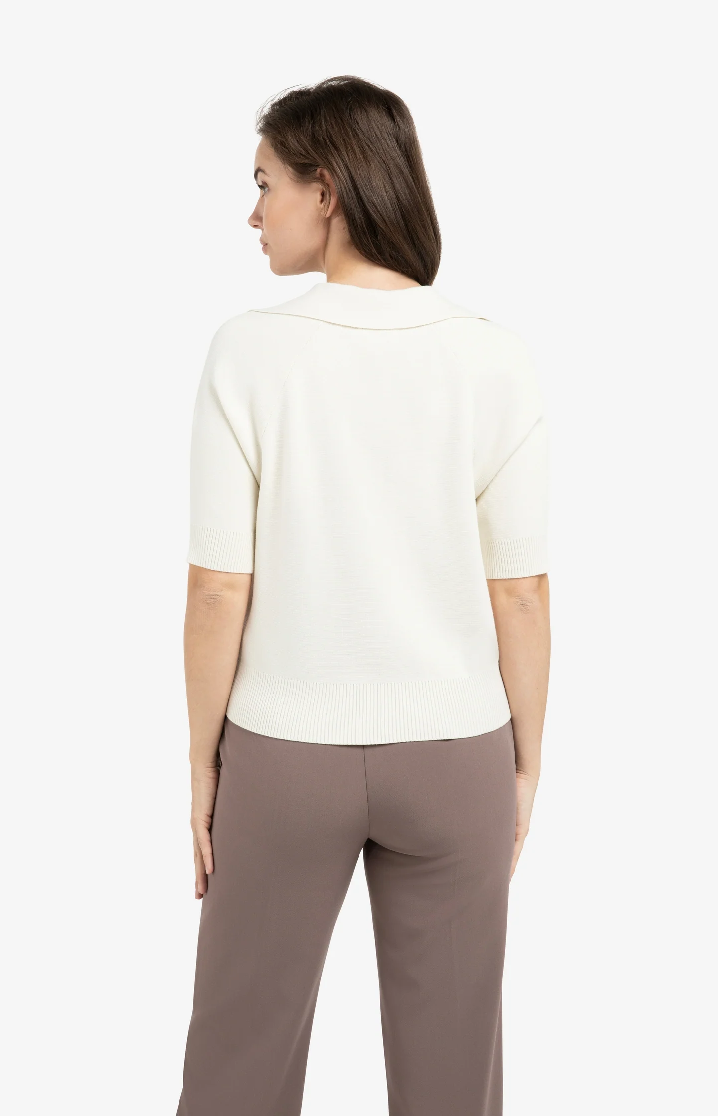Knitted sweater with collar and short sleeves - Image 4