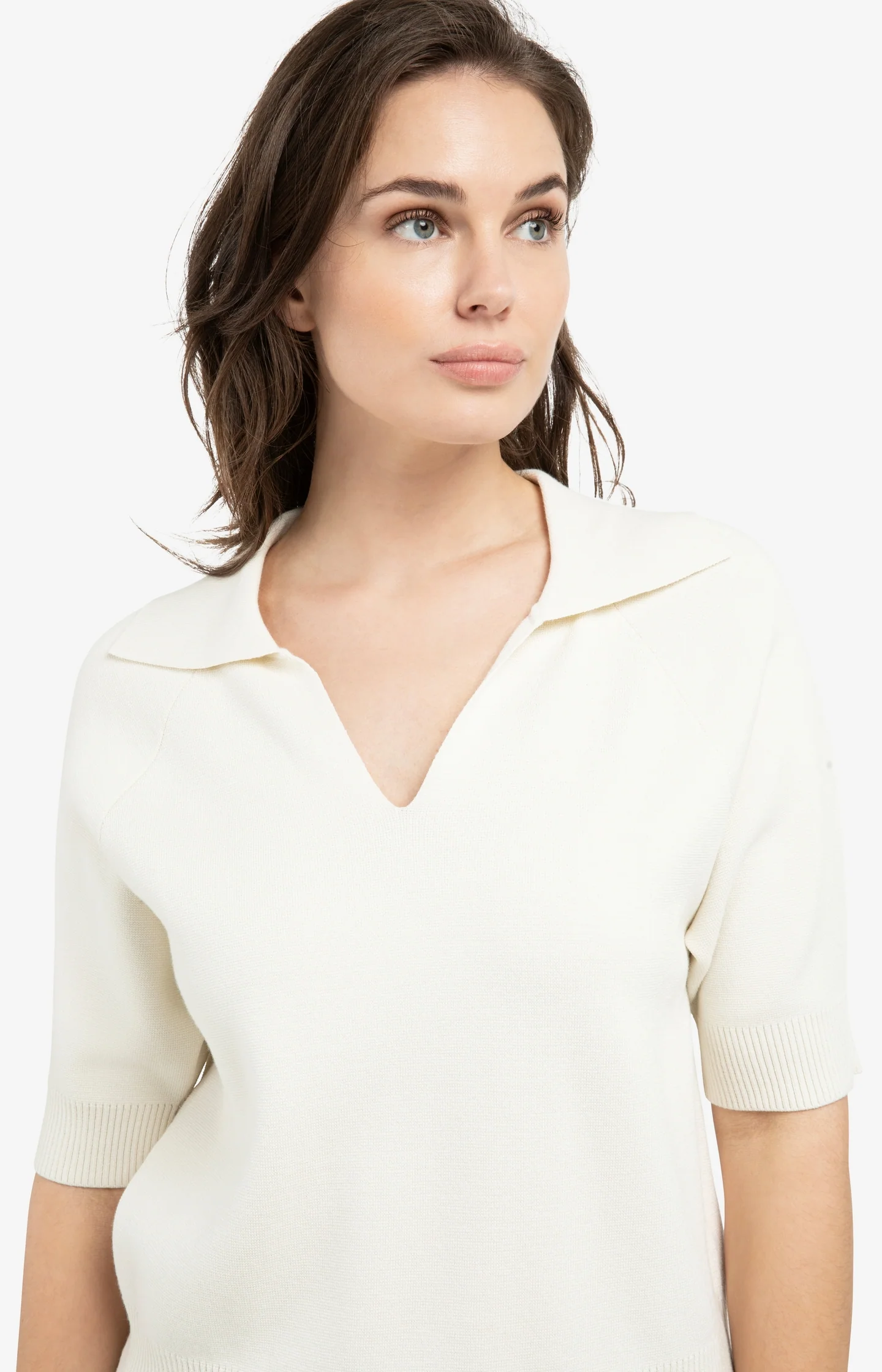 Knitted sweater with collar and short sleeves - Image 5