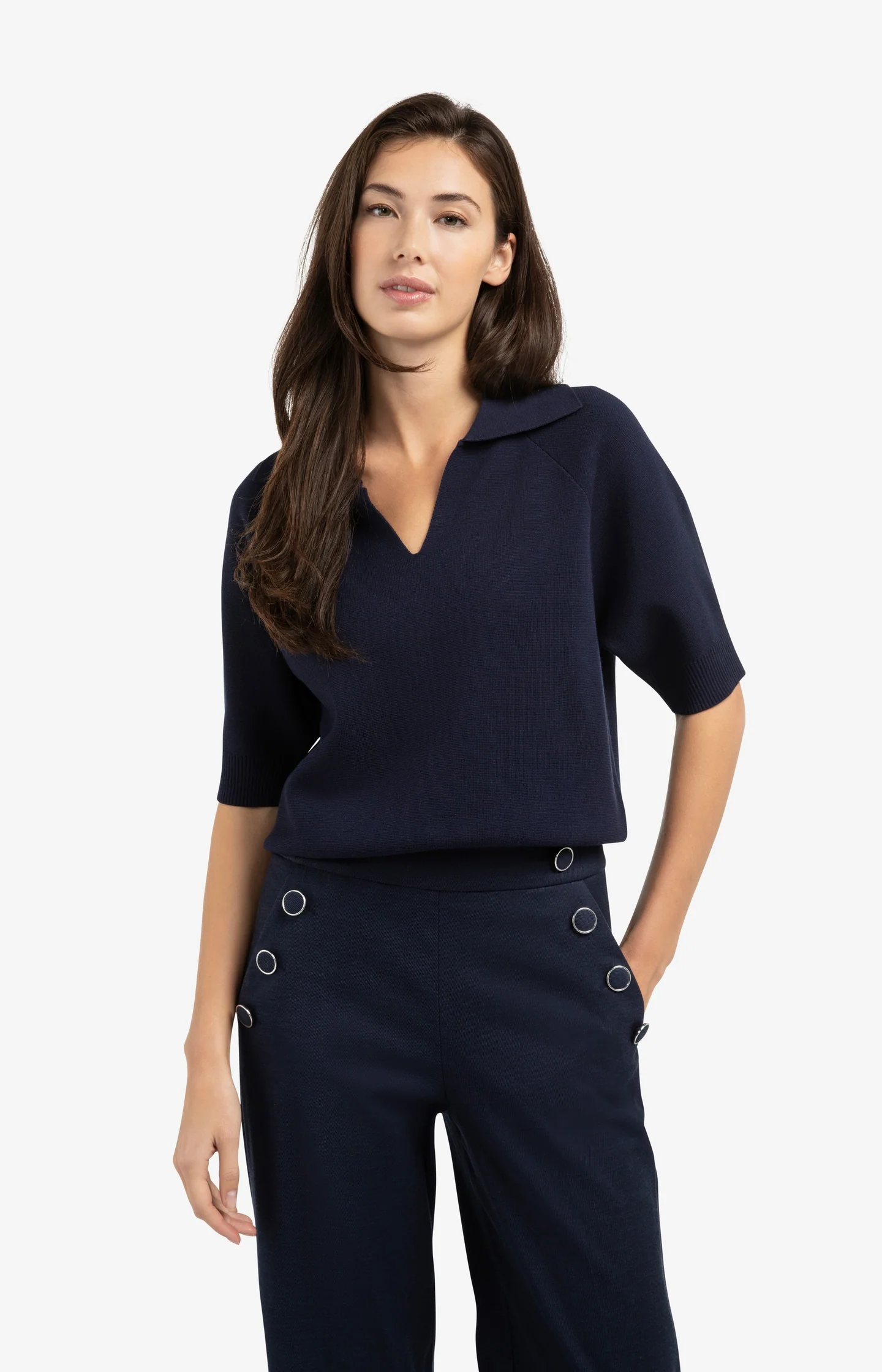 Knitted sweater with collar and short sleeves - Image 3
