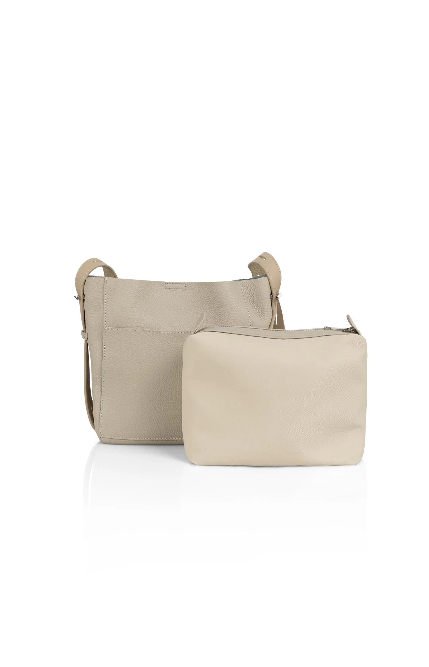 Leather shoulder bag with detachable inner pouch - Image 4