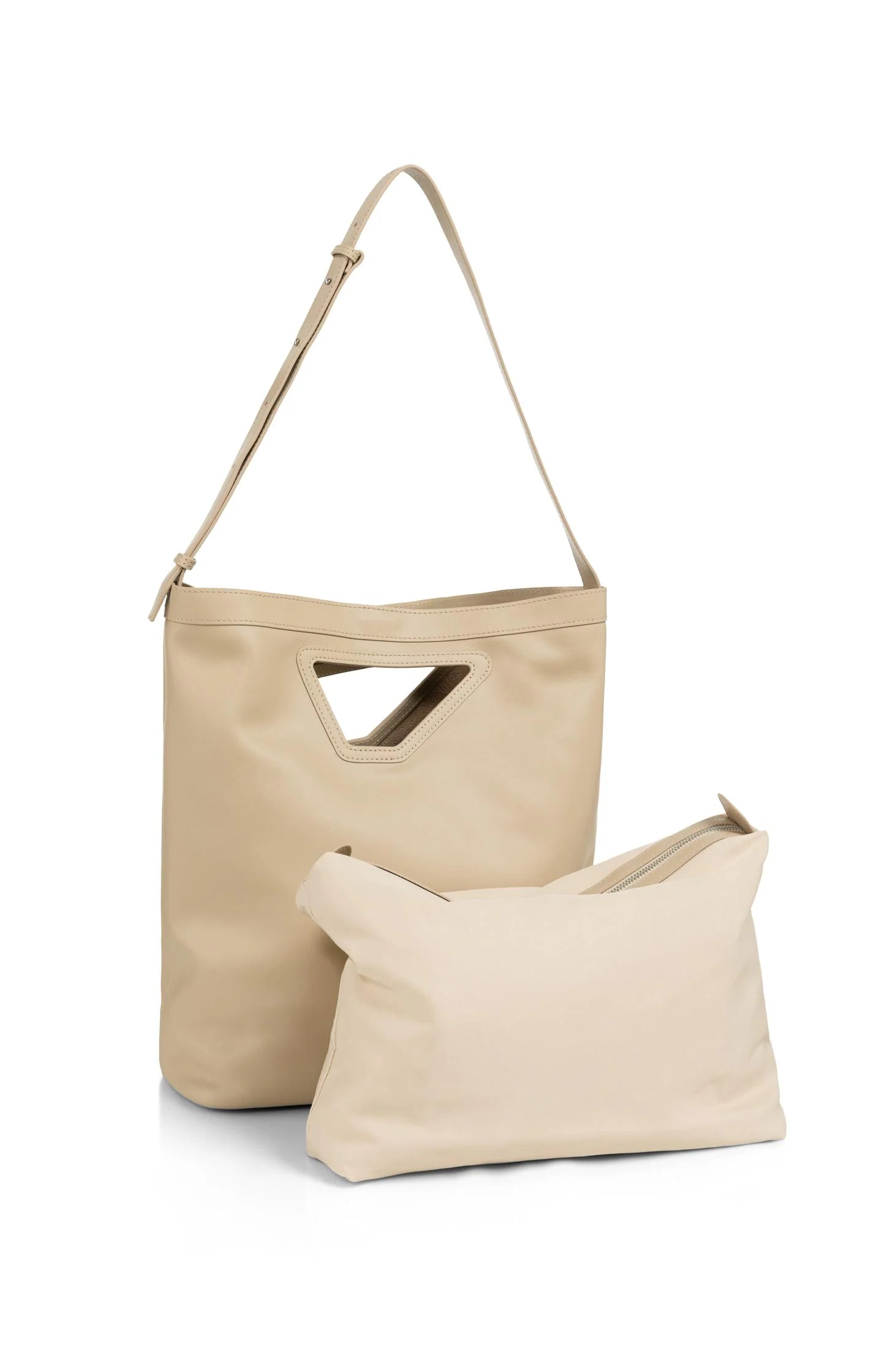 Leather shoulder bag with triangle handle - Image 3