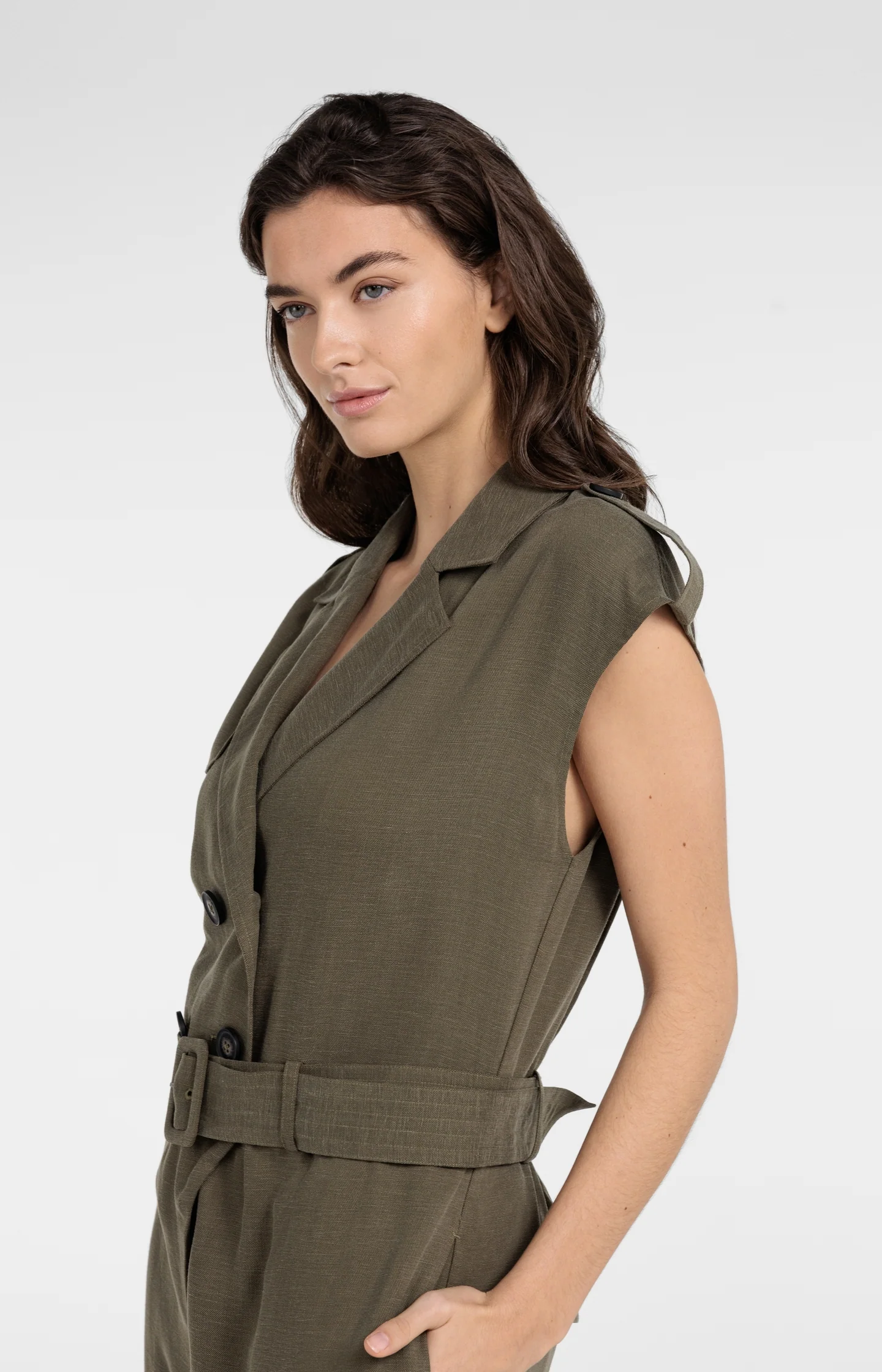 Linen blend jumpsuit with belted waist - Image 8