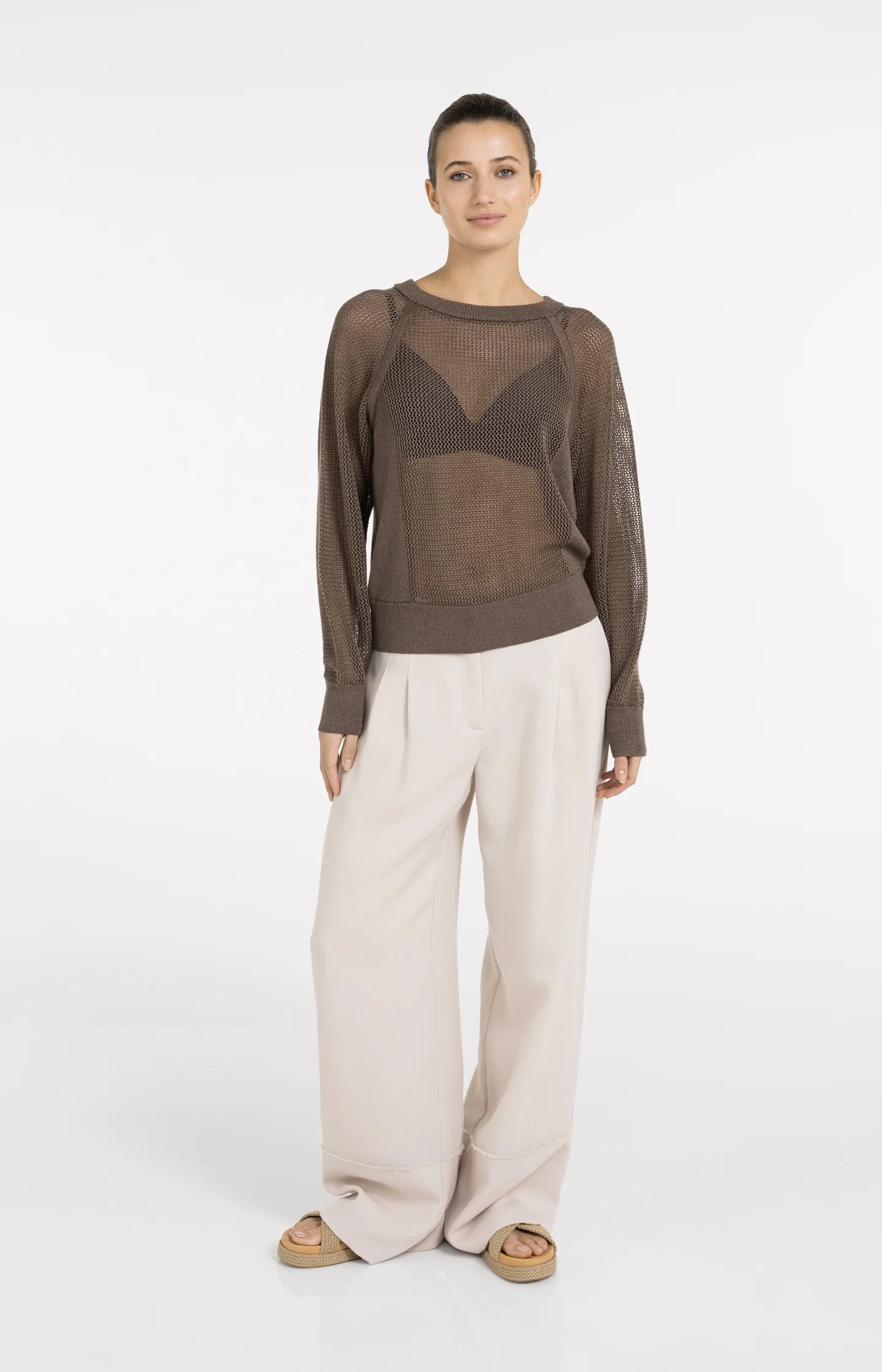 Linen blend trousers with wide legs and fringed details - Image 8