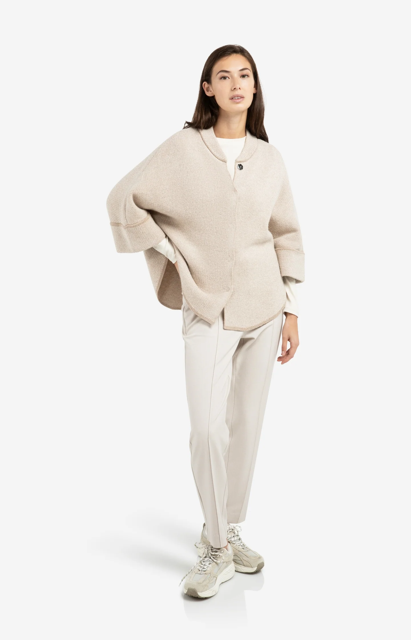 Long sleeve shirt in heavy cotton with round neckline - Image 5