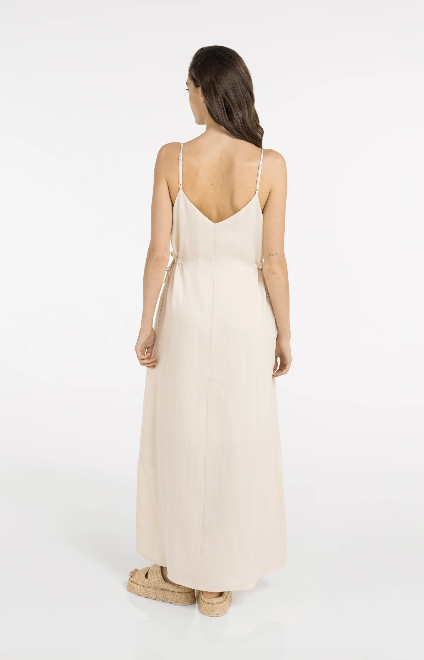 Long strappy dress with drawstrings - Image 6
