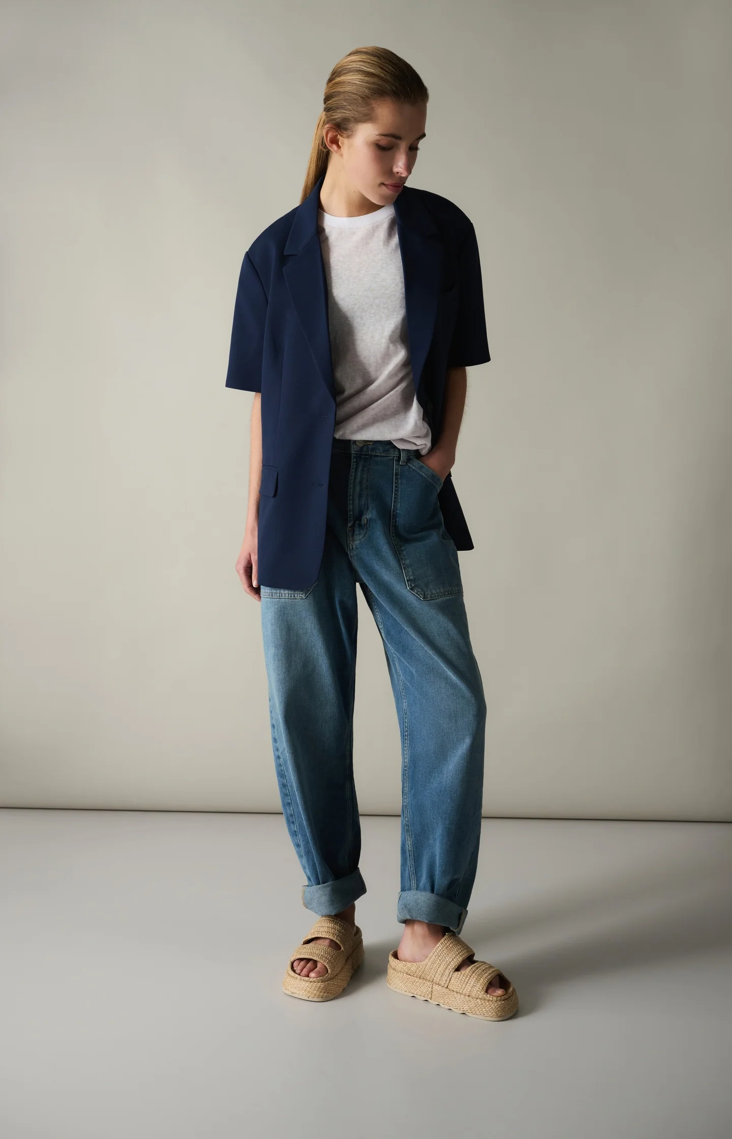 Melange T-shirt with contrasting ribbed trim - Image 6