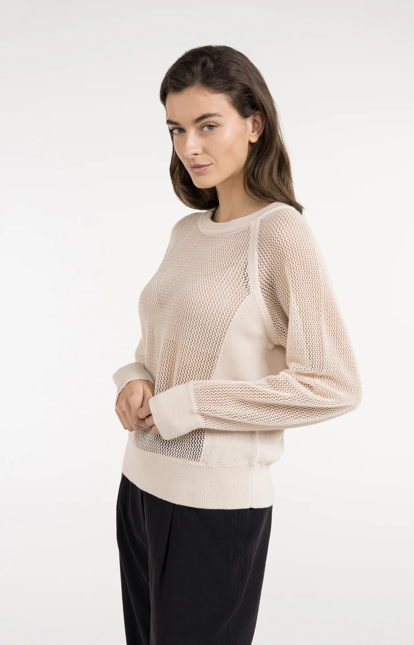 Mesh-stitch knitted sweater with raglan sleeves - Image 5