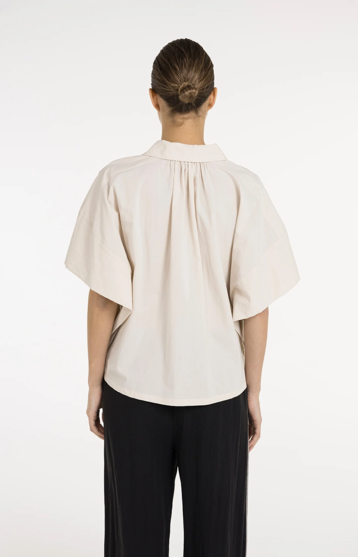 Oversized blouse with sleeve detail - Image 3
