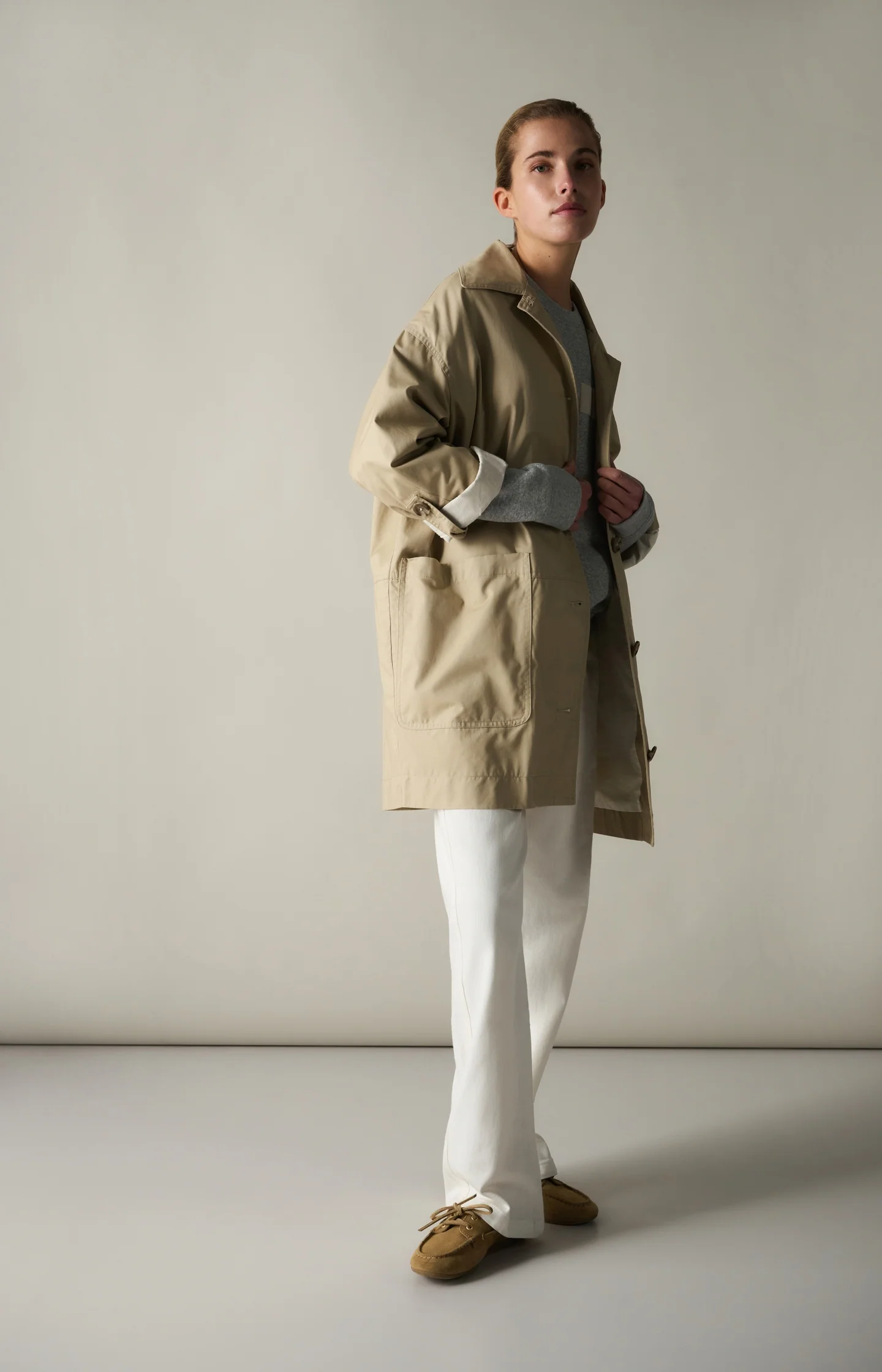 Oversized cotton jacket with buttons and patch pockets - Image 8