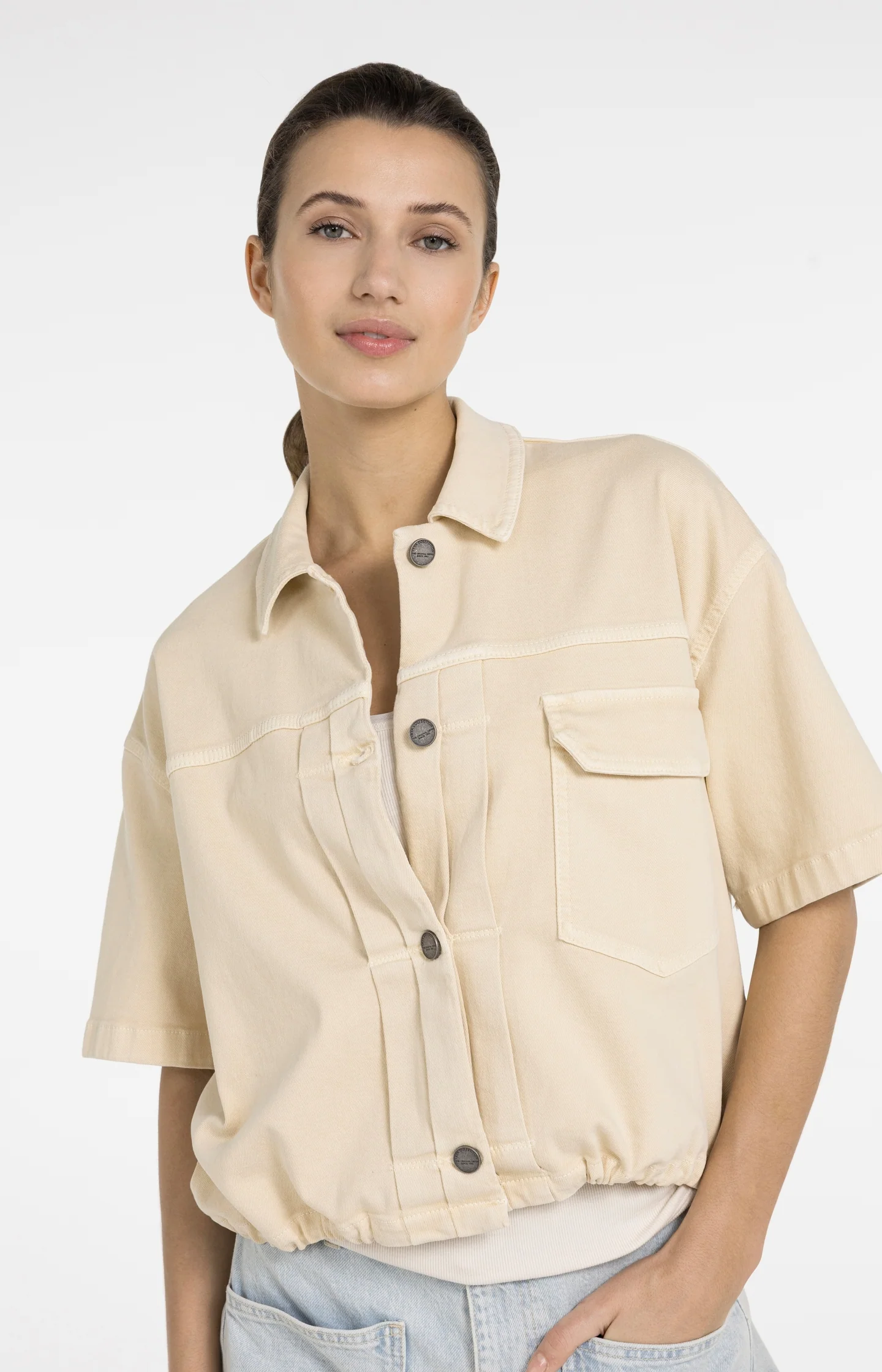 Oversized denim worker jacket with short sleeves - Image 6