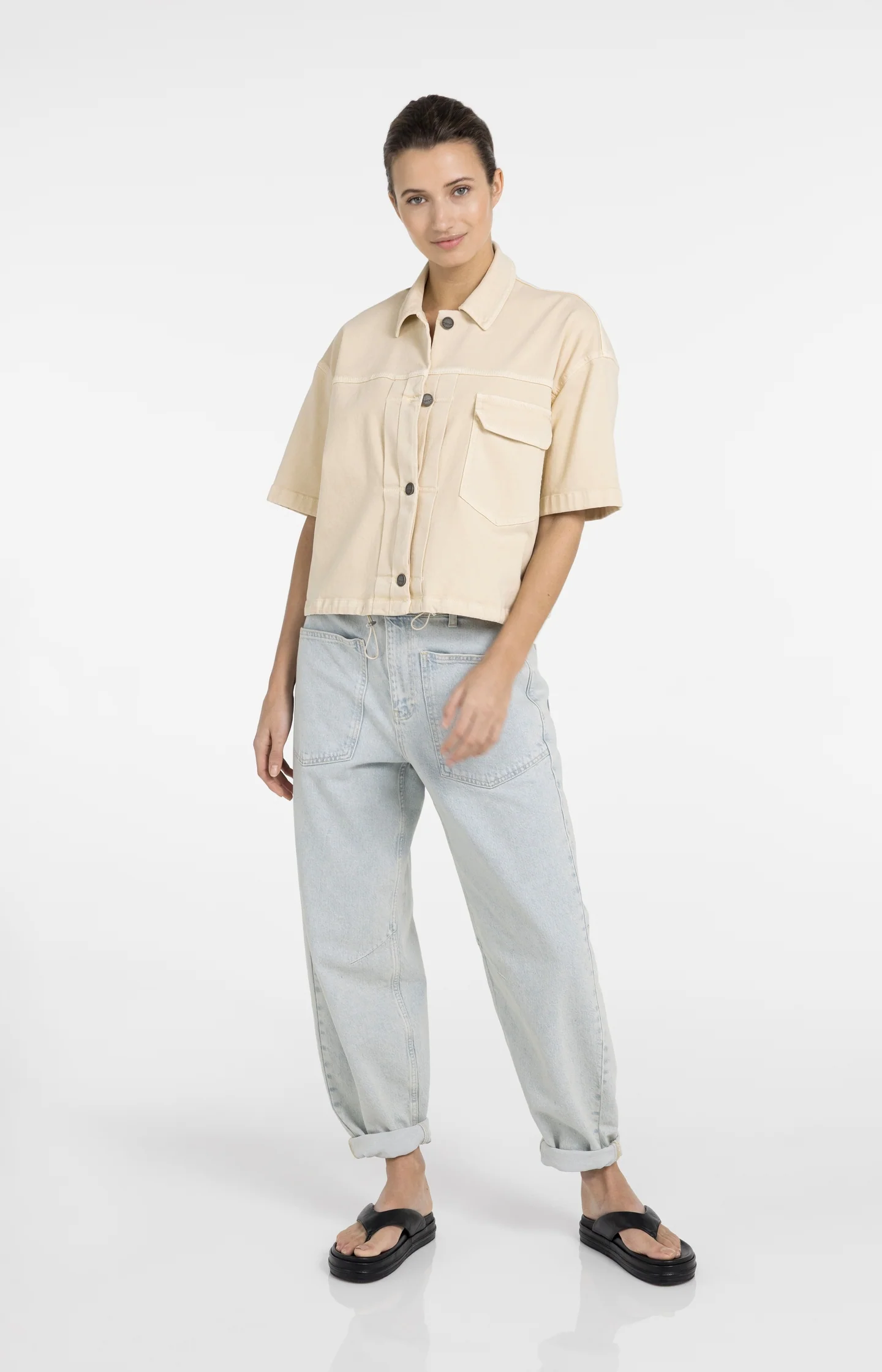 Oversized denim worker jacket with short sleeves - Image 7