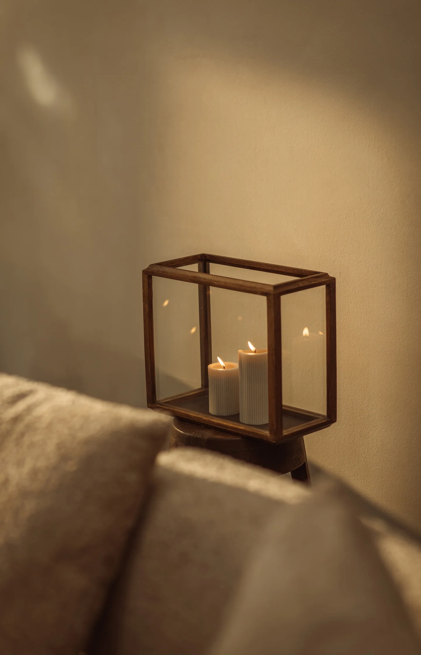 Rectangular mango wood lantern - Image 6