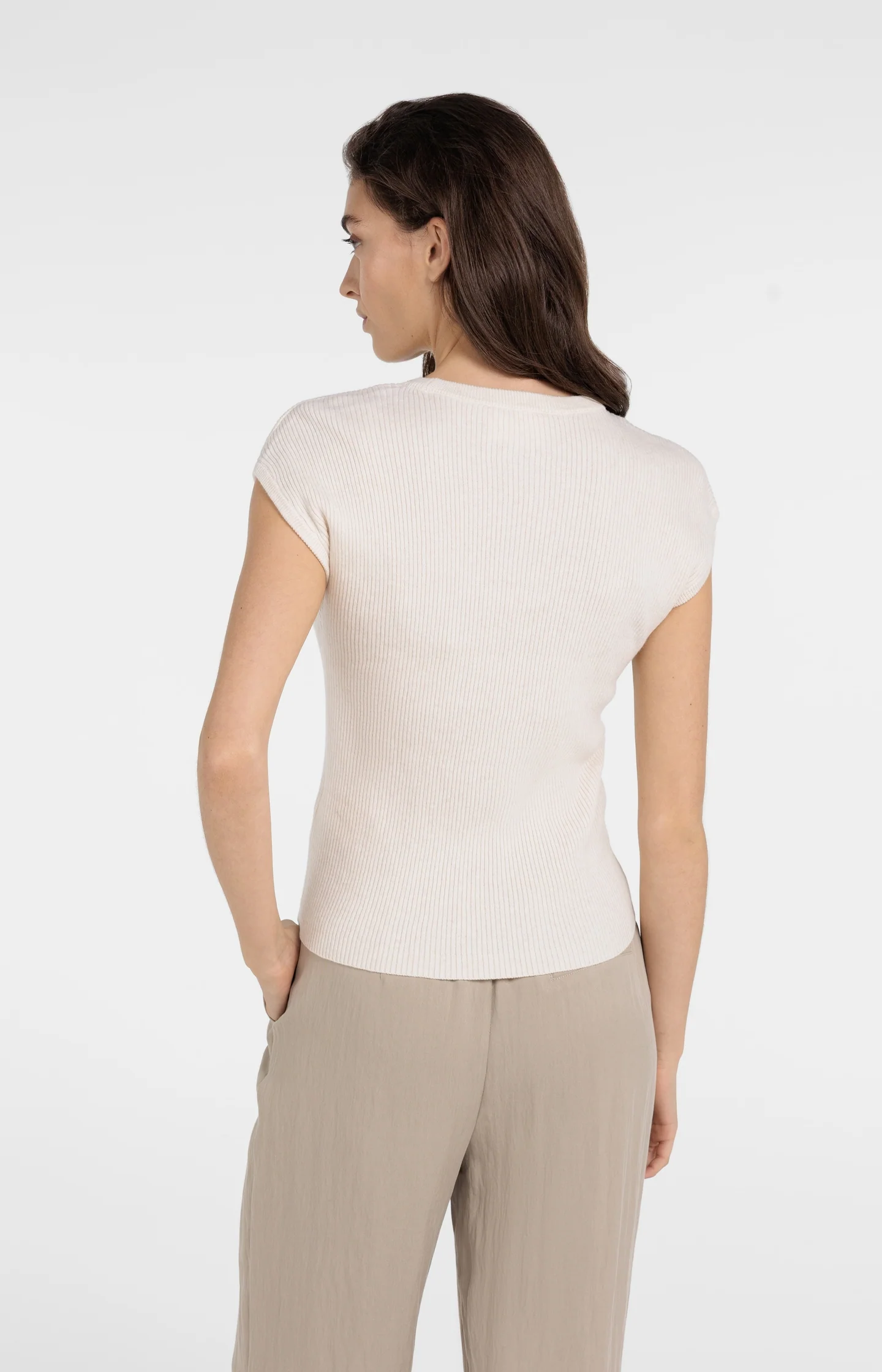 Ribbed knit top with deep round neckline - Image 3