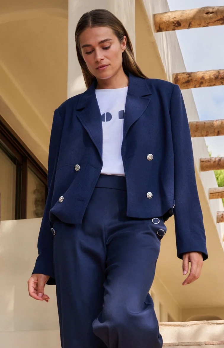 Short double-breasted blazer jacket