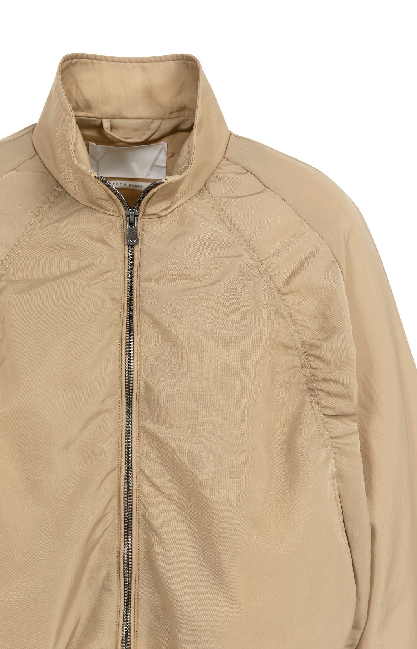 Short oversized jacket with pleated details - Image 10