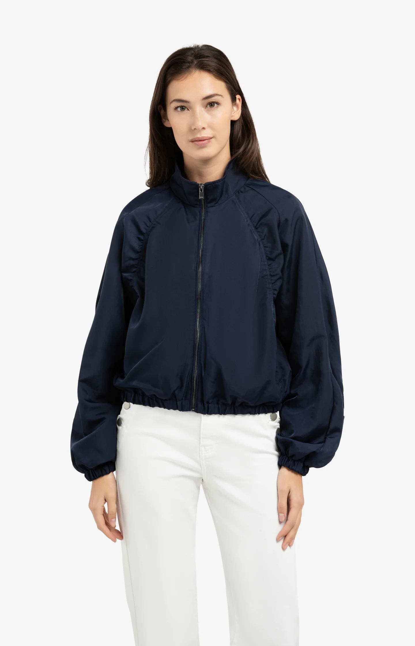 Short oversized jacket with pleated details - Image 3