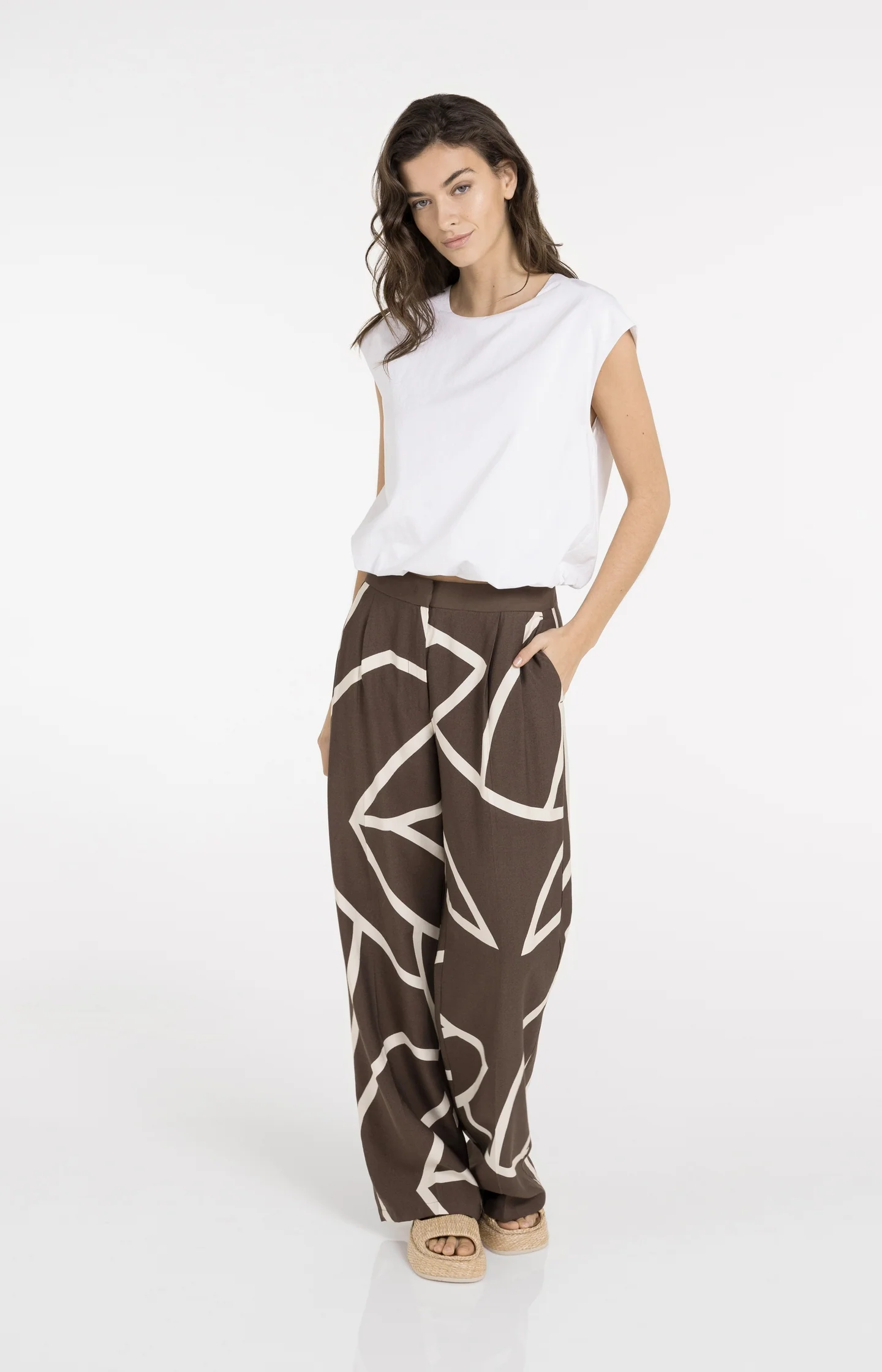 Short-sleeve balloon top - Image 7