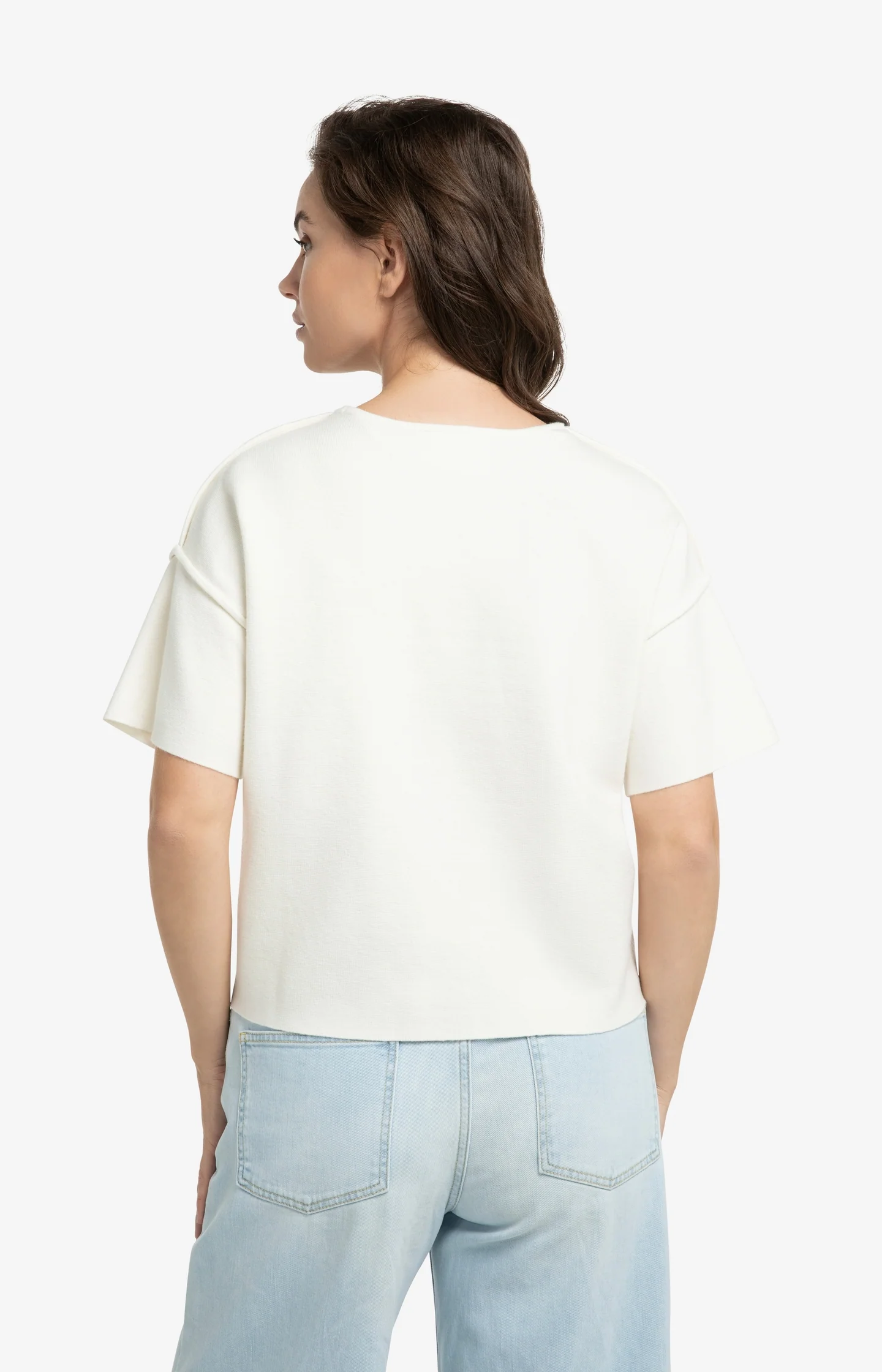 Short sleeve sweater with seam details - Image 4
