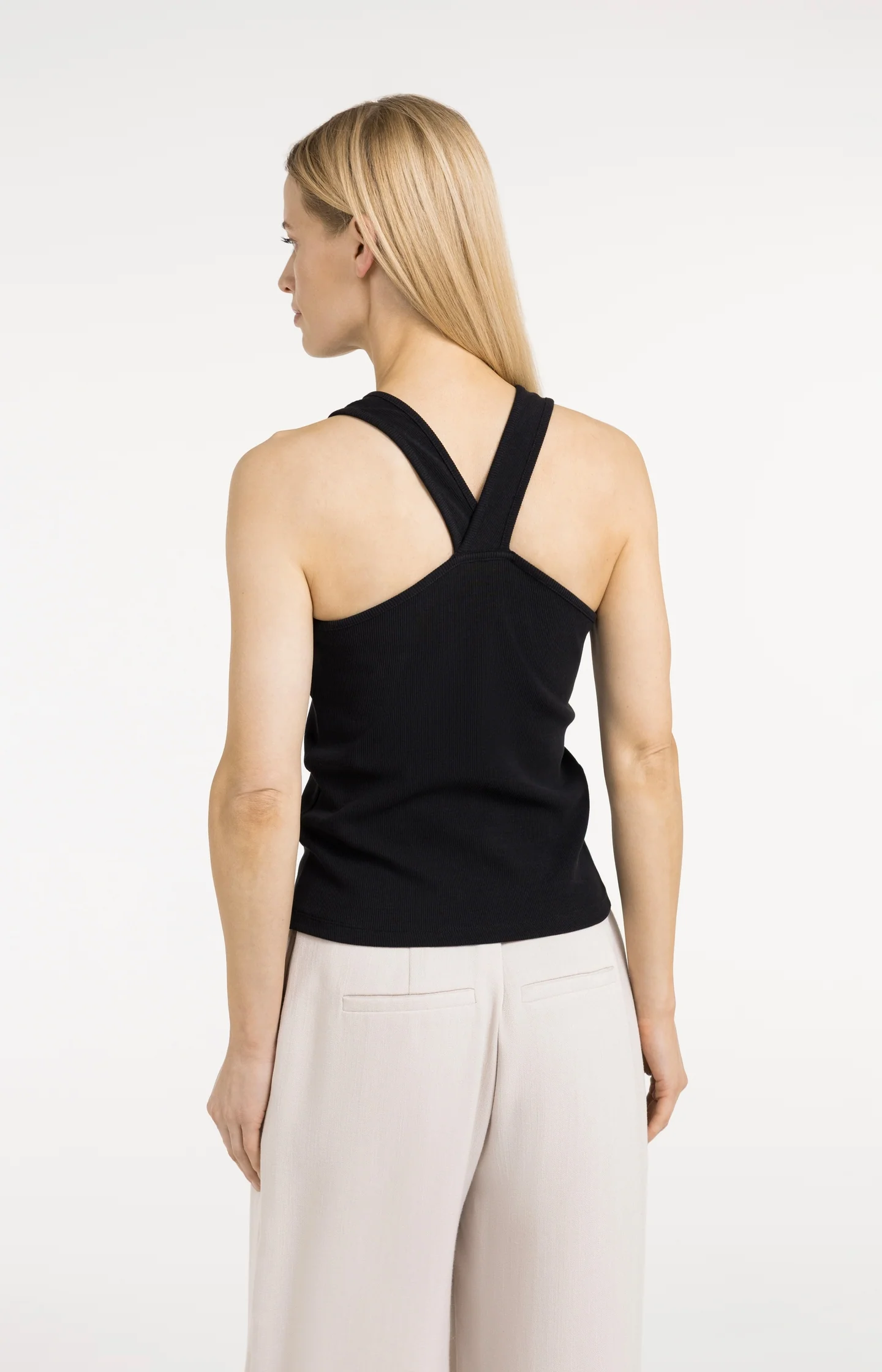 Singlet with crossed back detail - Image 4