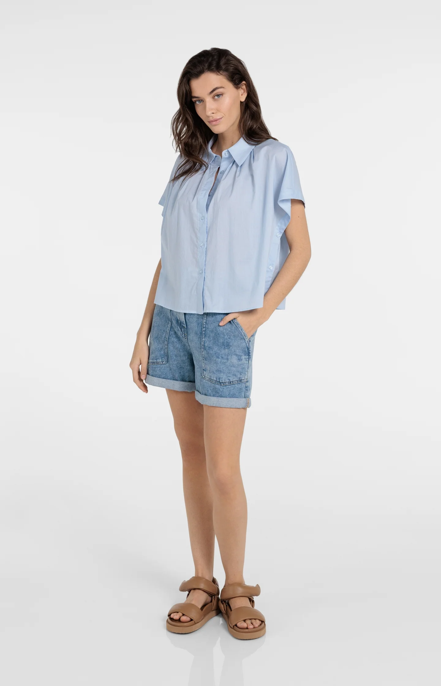 Sleeveless blouse with button details - Image 9