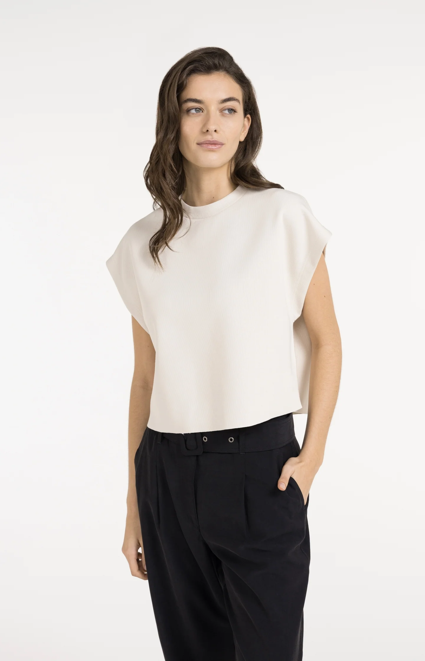 Sleeveless boxy sweatshirt with ribbed details - Image 3