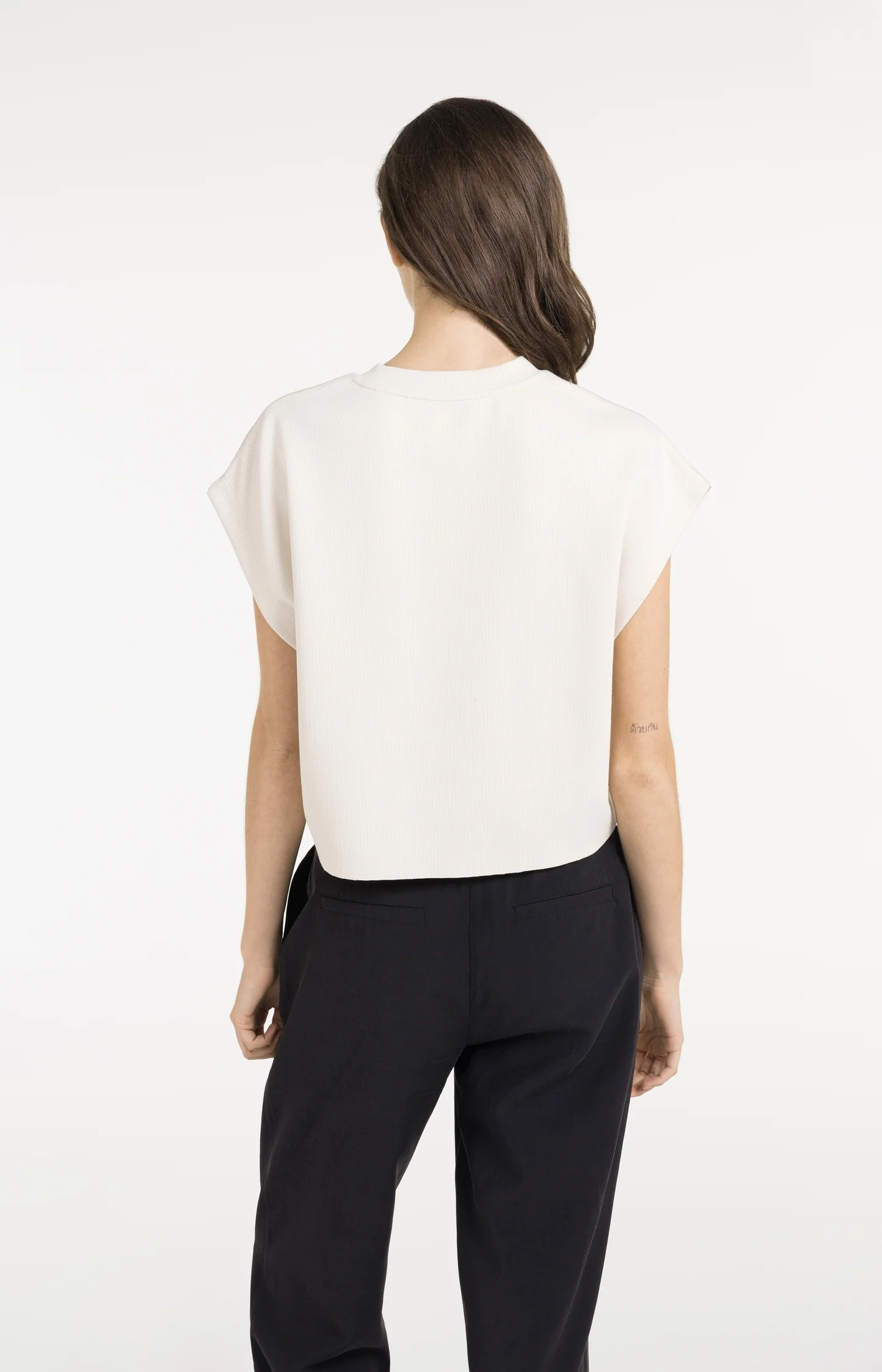 Sleeveless boxy sweatshirt with ribbed details - Image 4