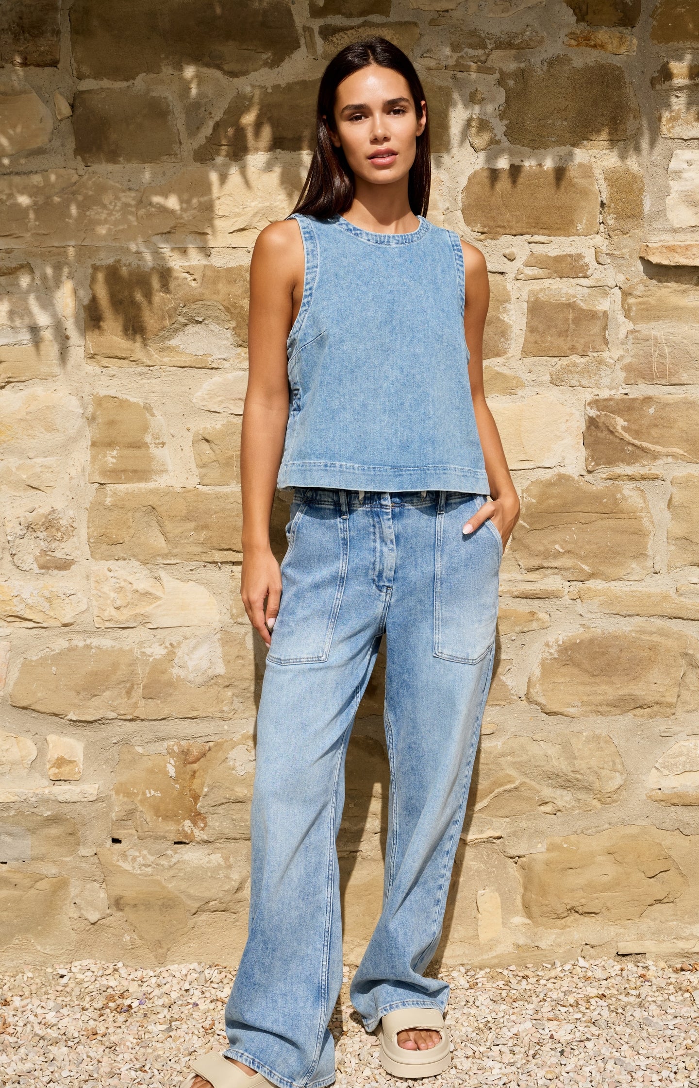 Sleeveless denim top with seam details - Image 7