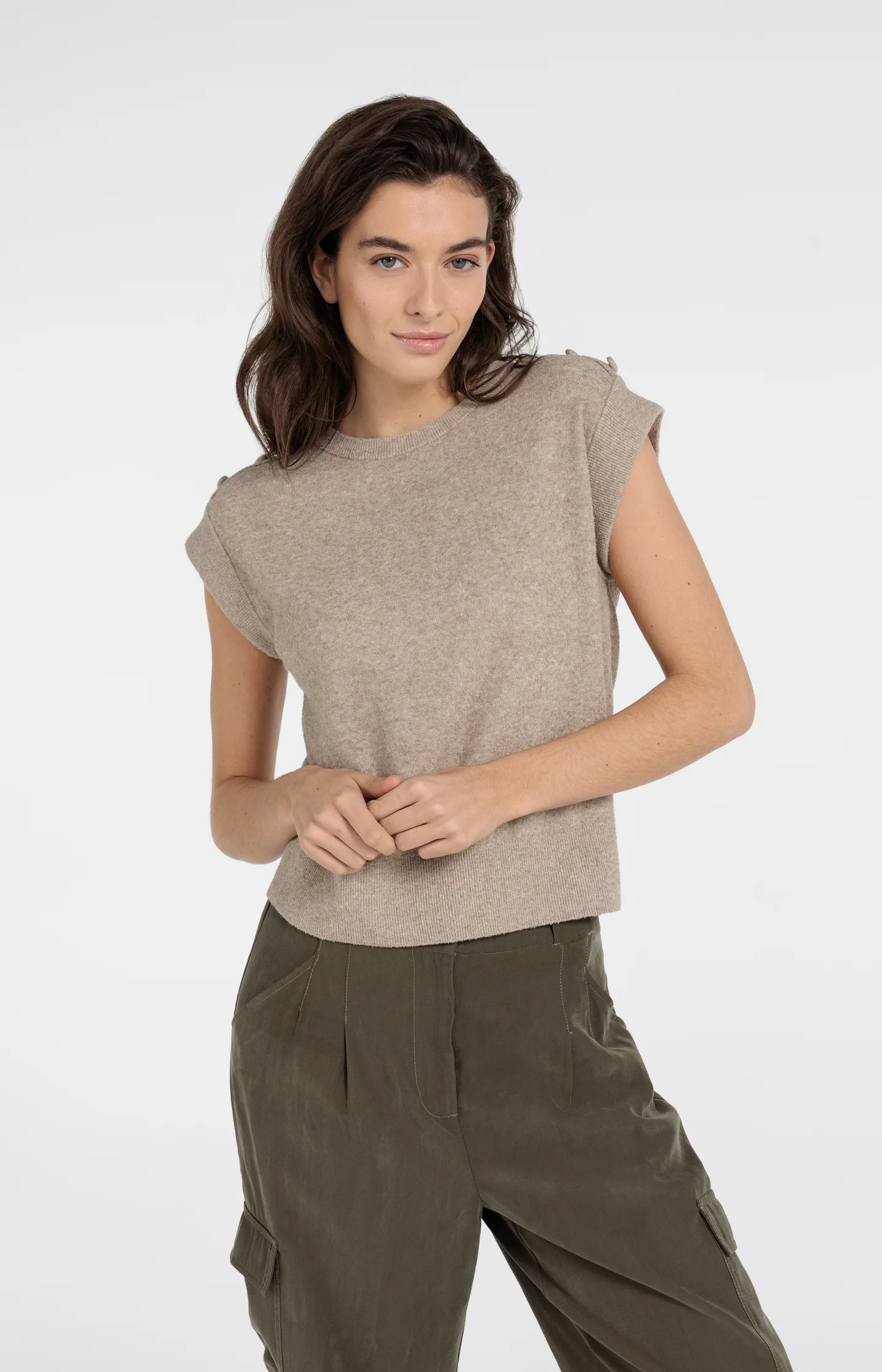 Sleeveless sweater with shoulder button details - Image 4